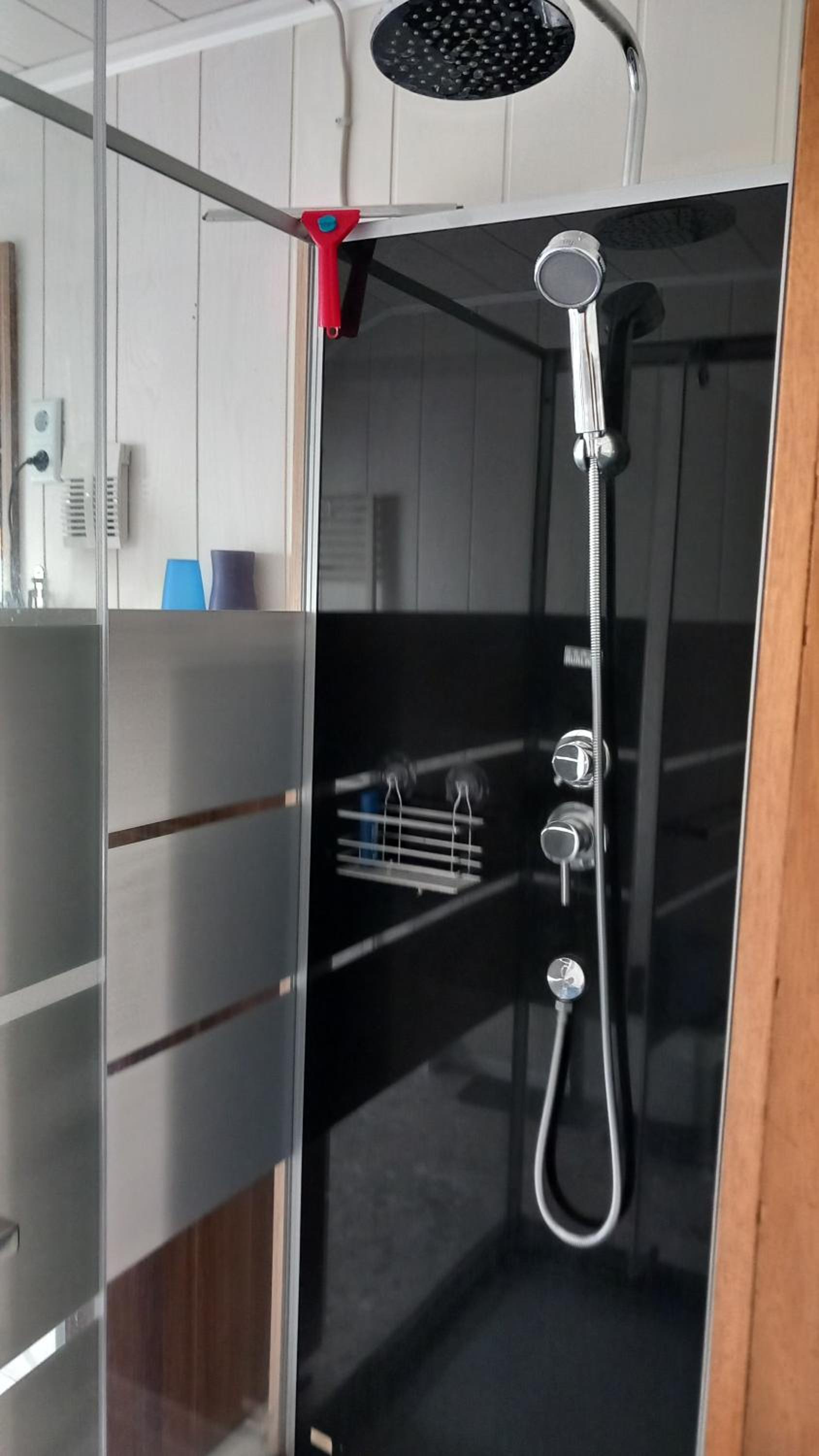 Two-Bedroom Apartment - Photo 18