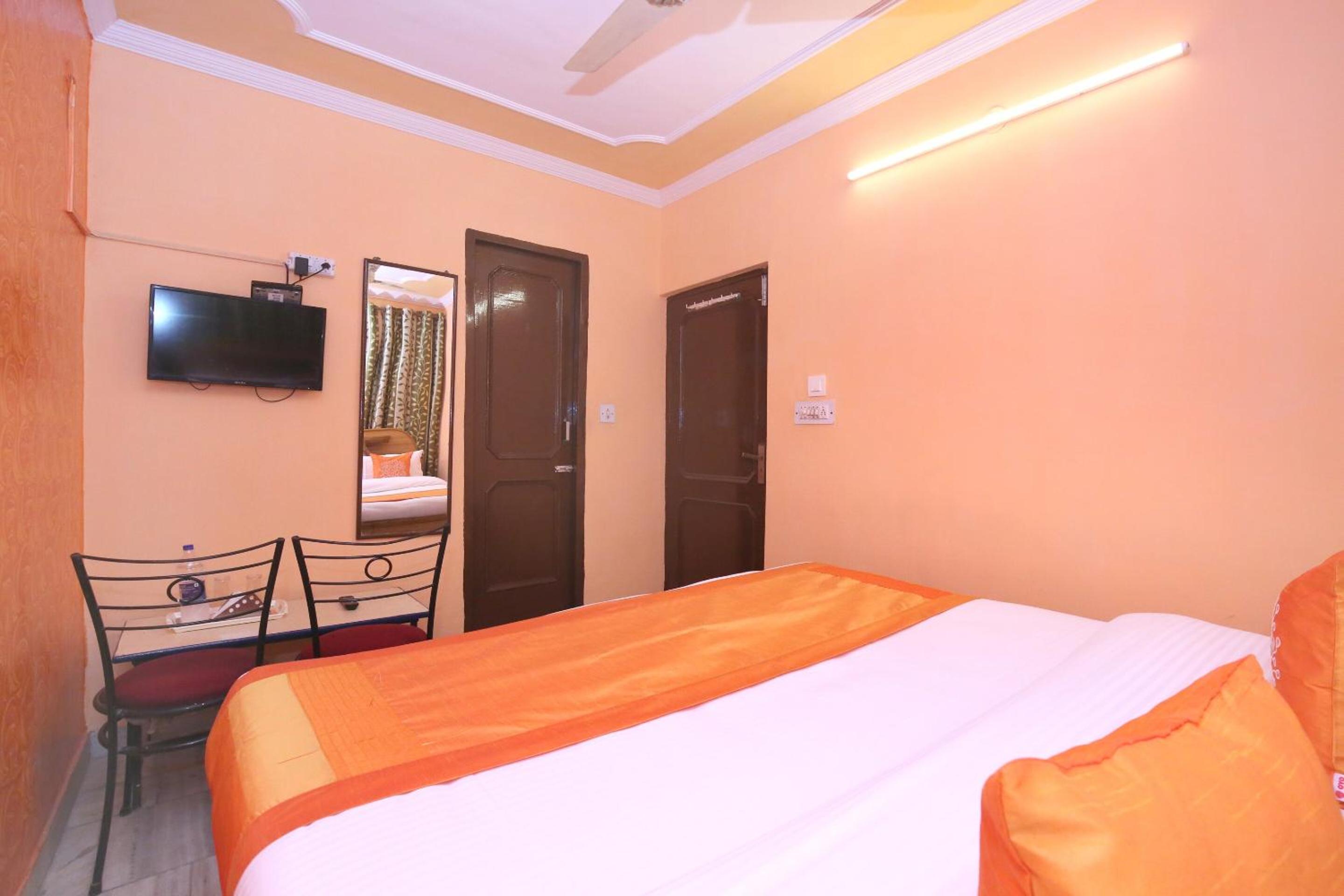 Standard Double Room - Photo 3