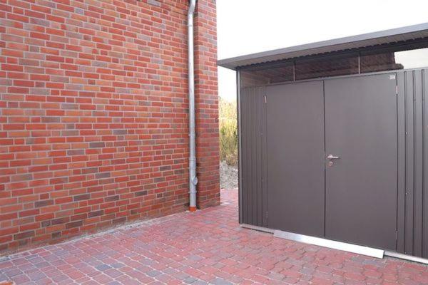 Apartment with Terrace photo 2