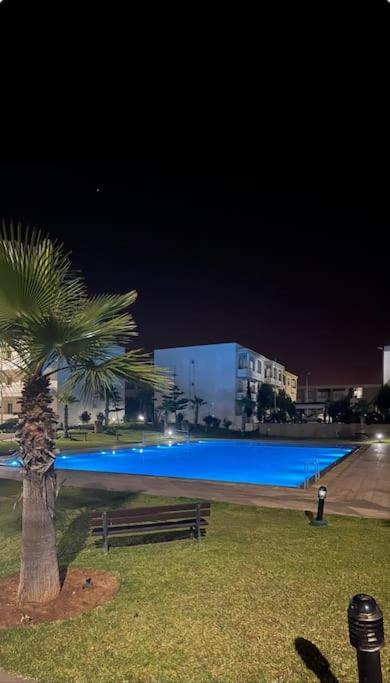 Three-Bedroom Premium Apartment with Balcony photo 3