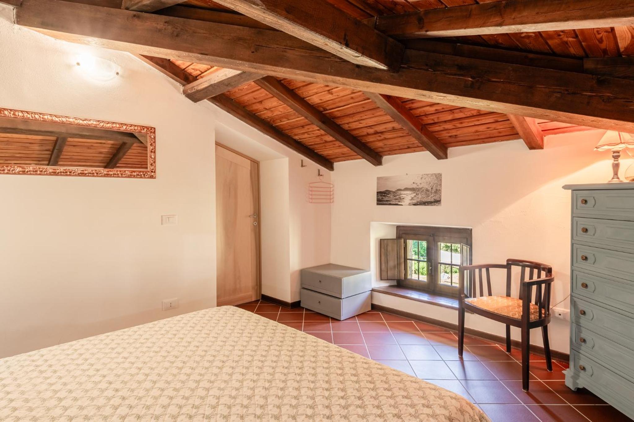 Two-Bedroom Deluxe Apartment with Garden View photo 2
