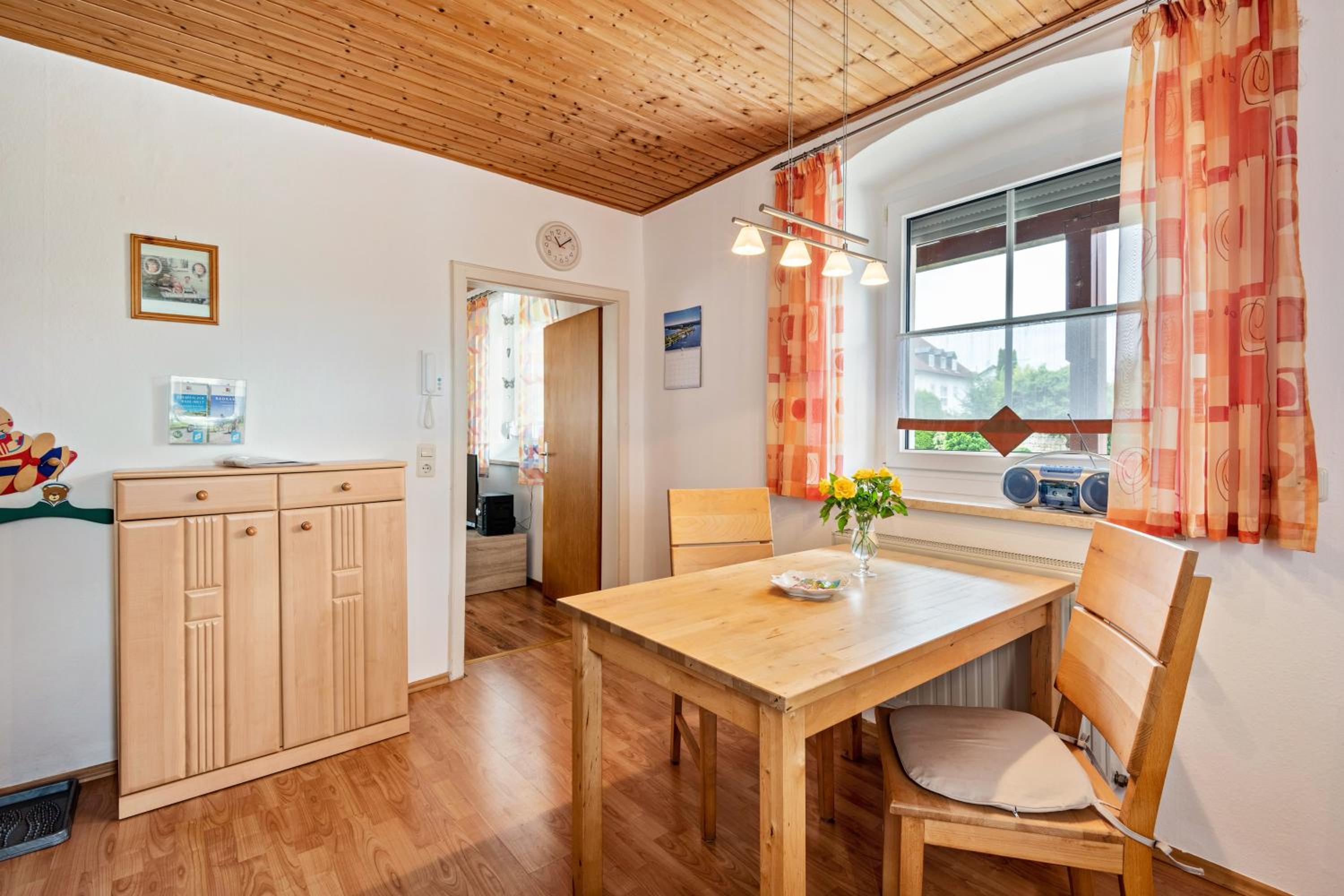 One-Bedroom Apartment with Garden View photo 2