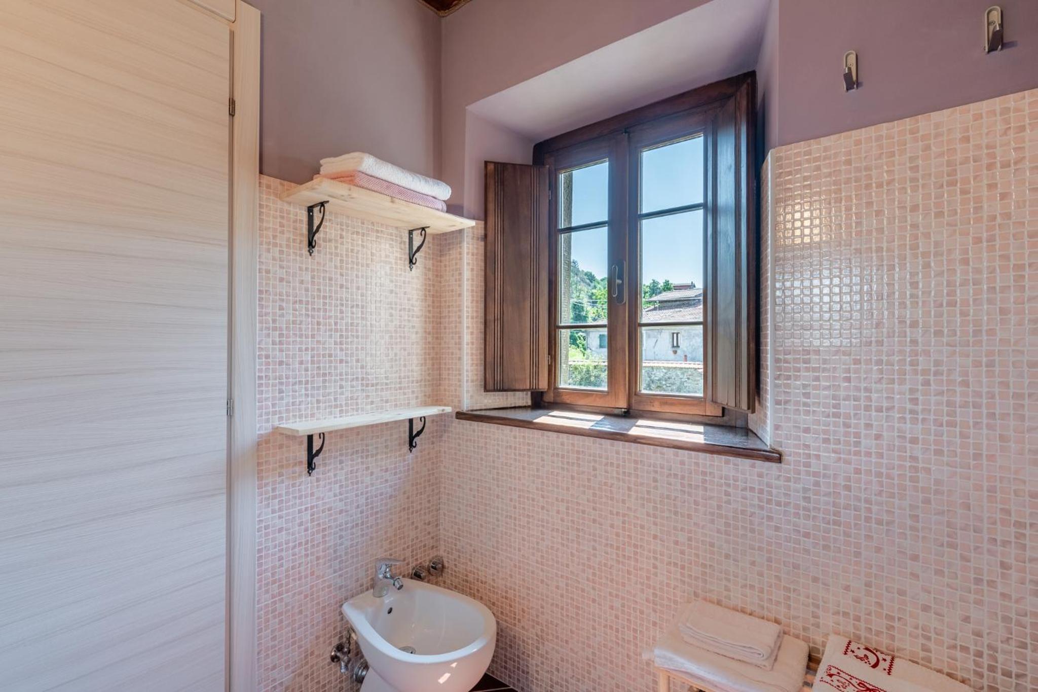 Two-Bedroom Deluxe Apartment with Garden View photo 2