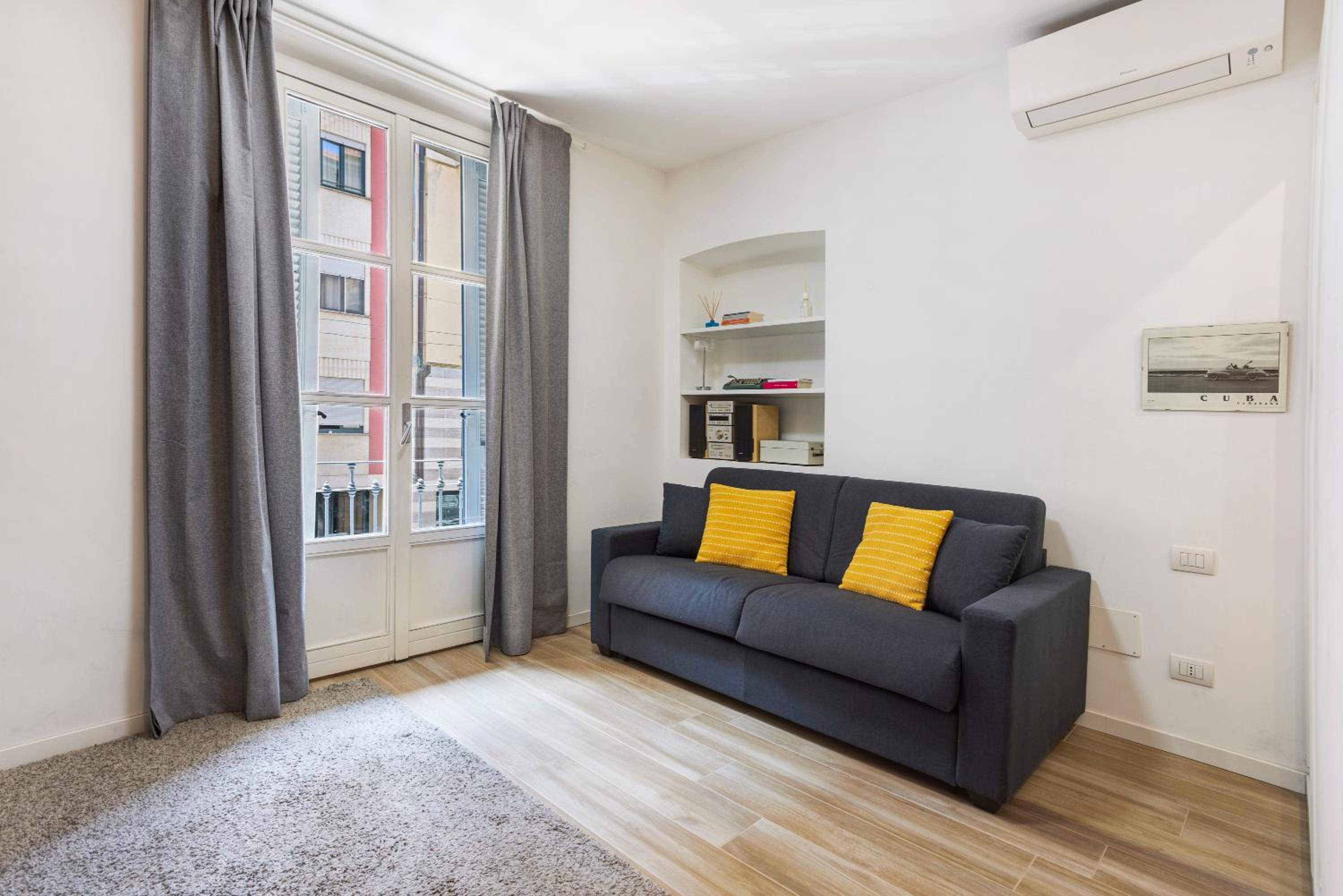 Superior One-Bedroom Apartment