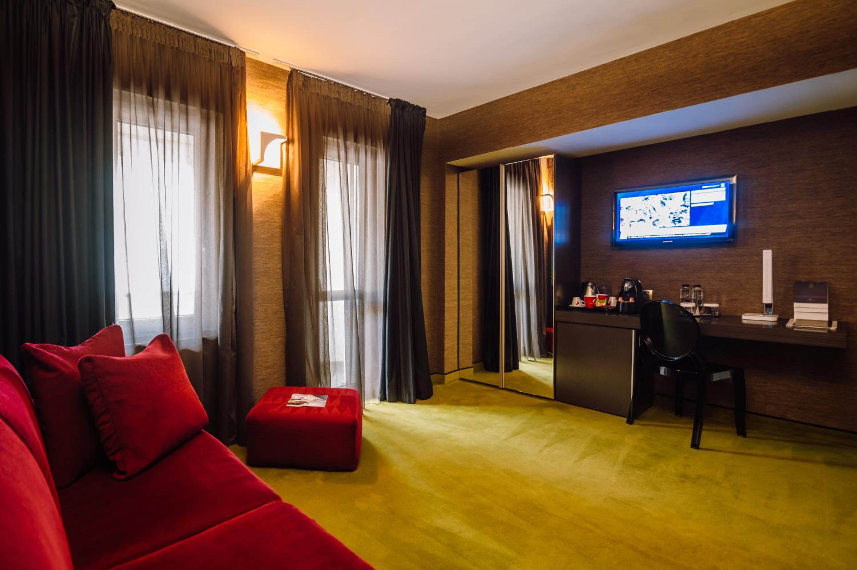 Executive Suite
