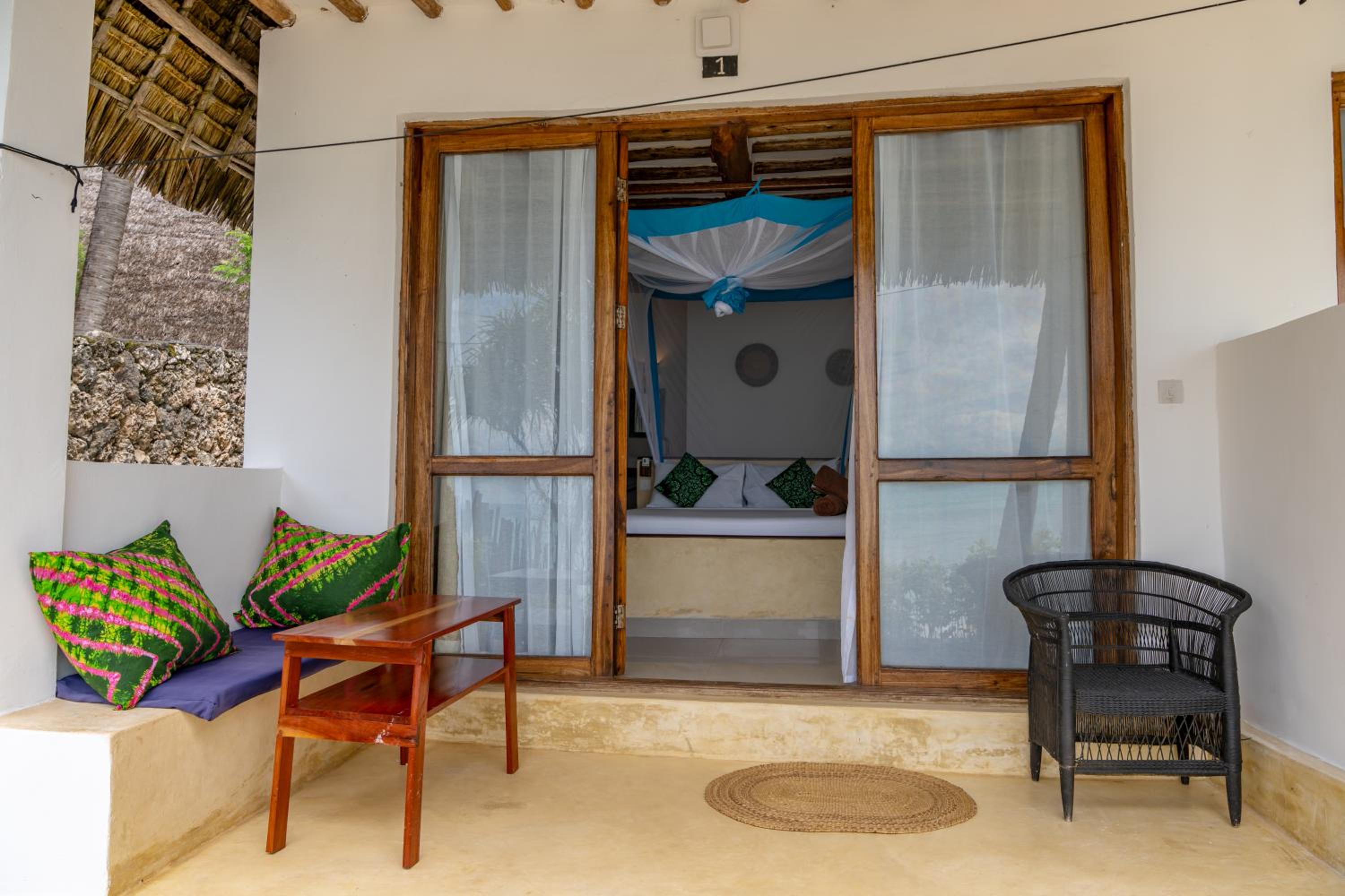 Deluxe Double Room with Balcony and Sea View - Photo 2