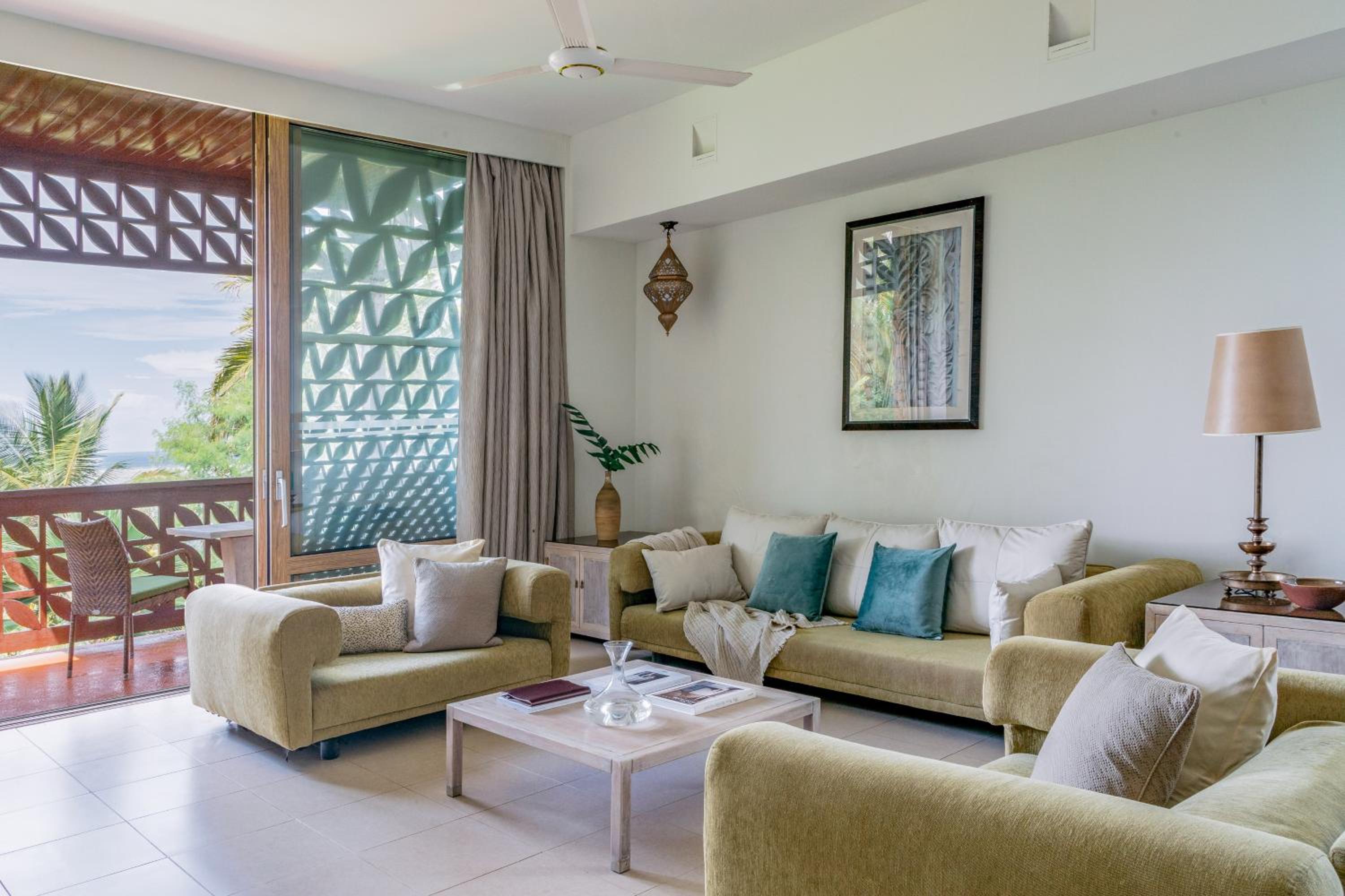 Family Room - Photo 1