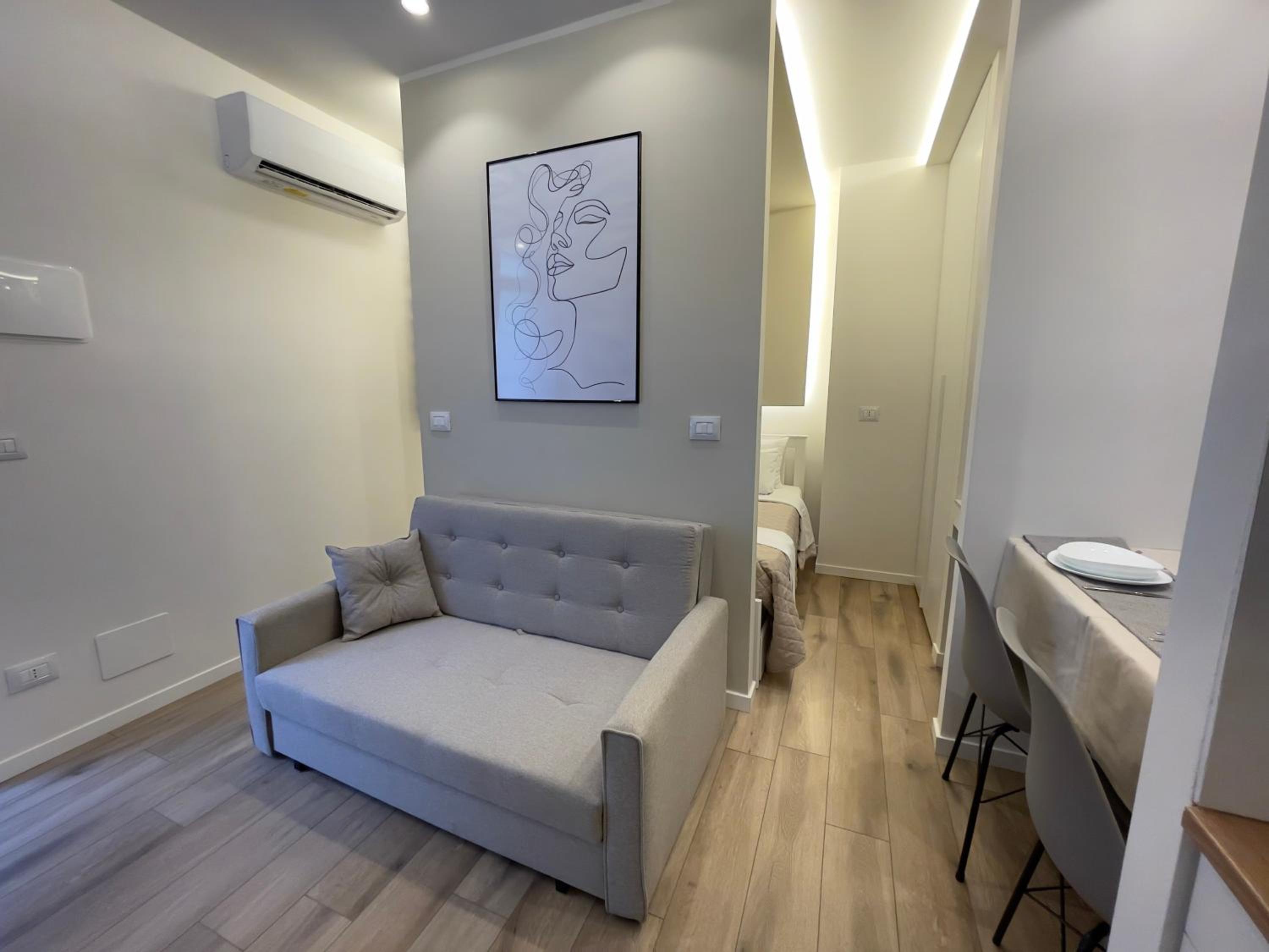 One-Bedroom Apartment