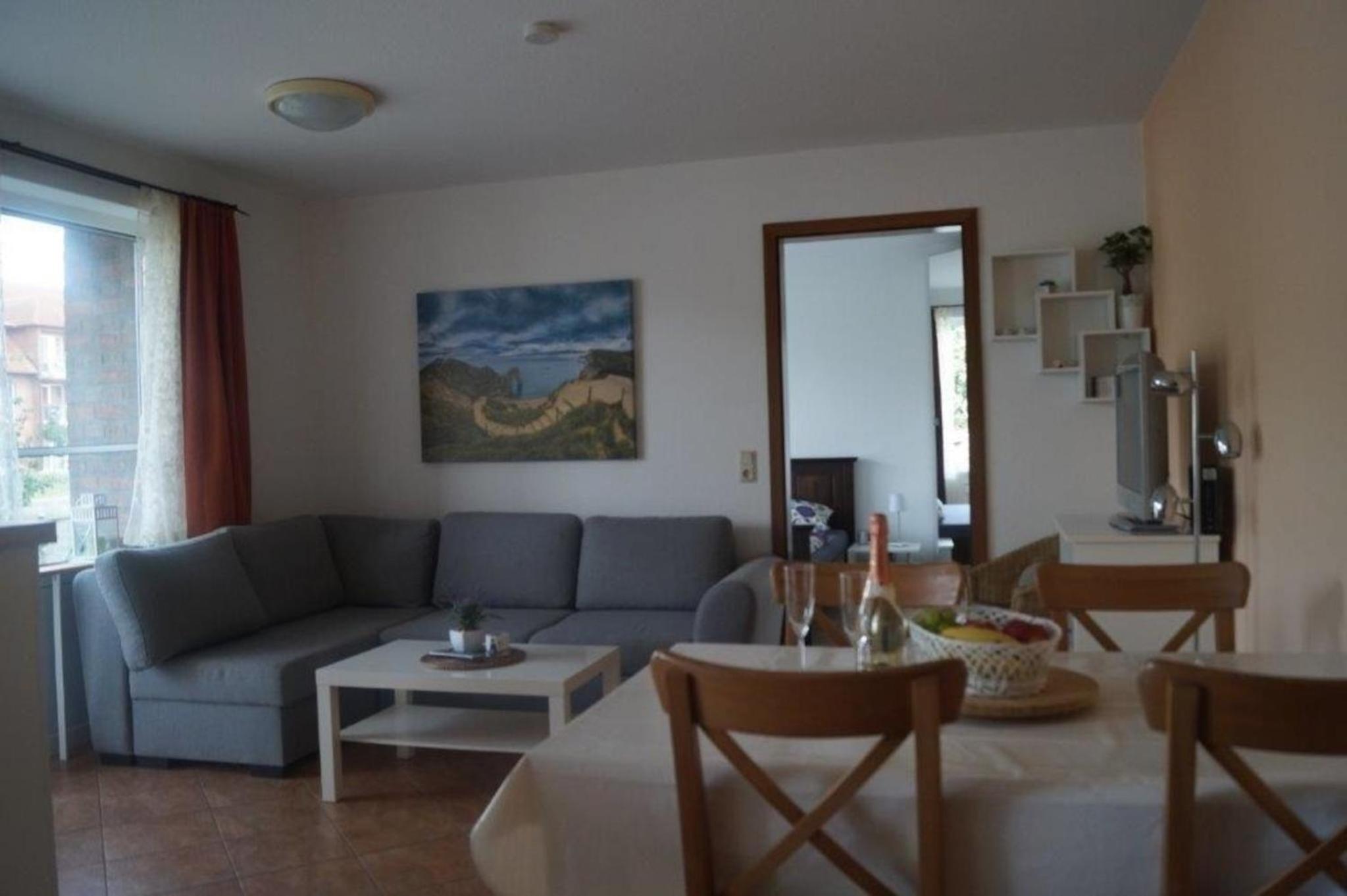 Apartment photo 1