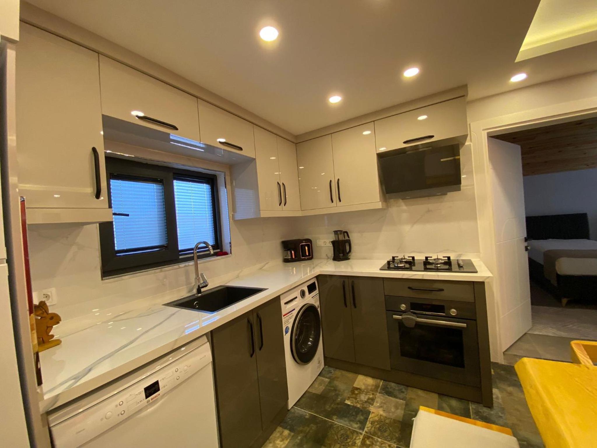 Three-Bedroom House photo 2
