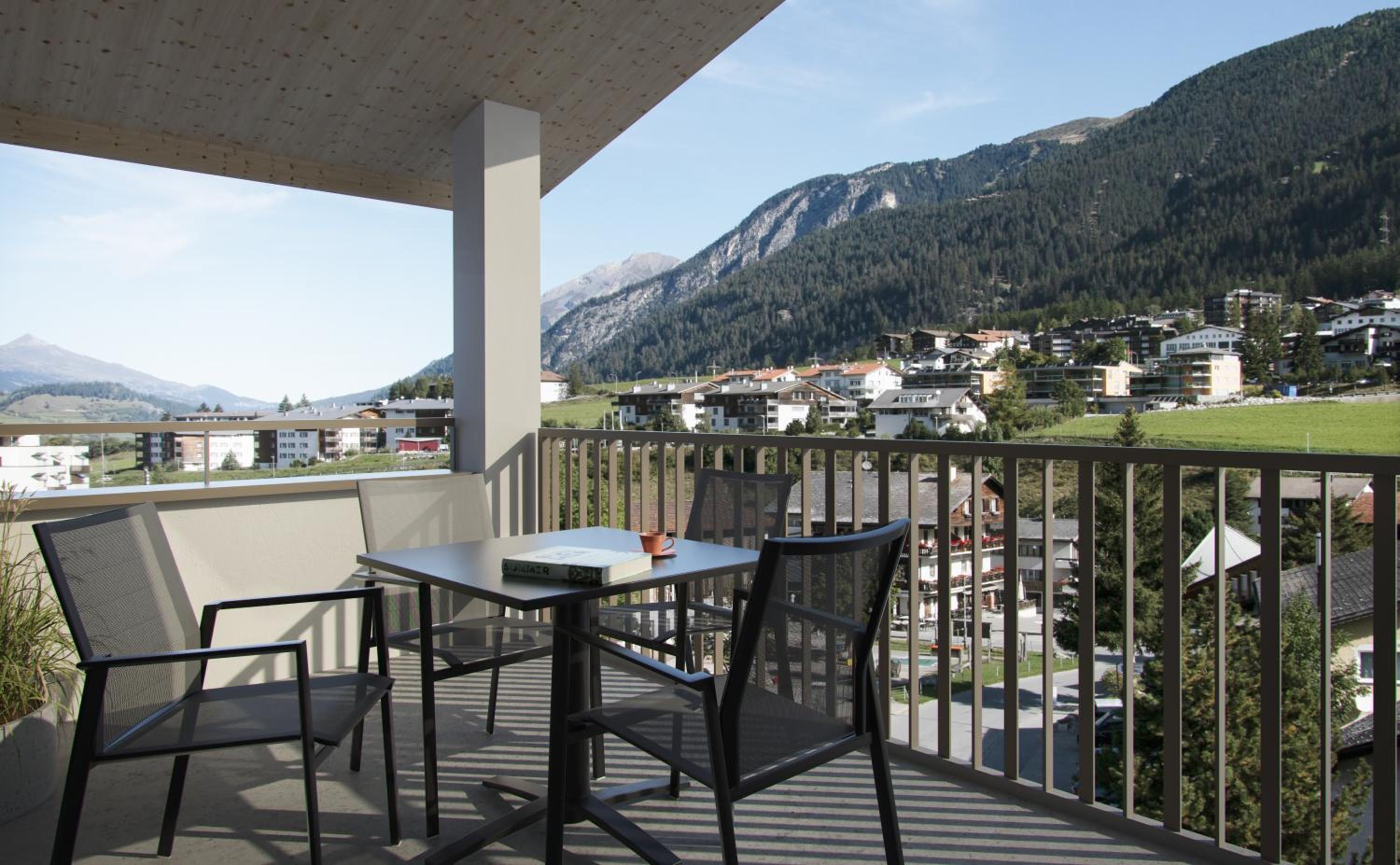 Two-Bedroom Apartment with Balcony photo 3
