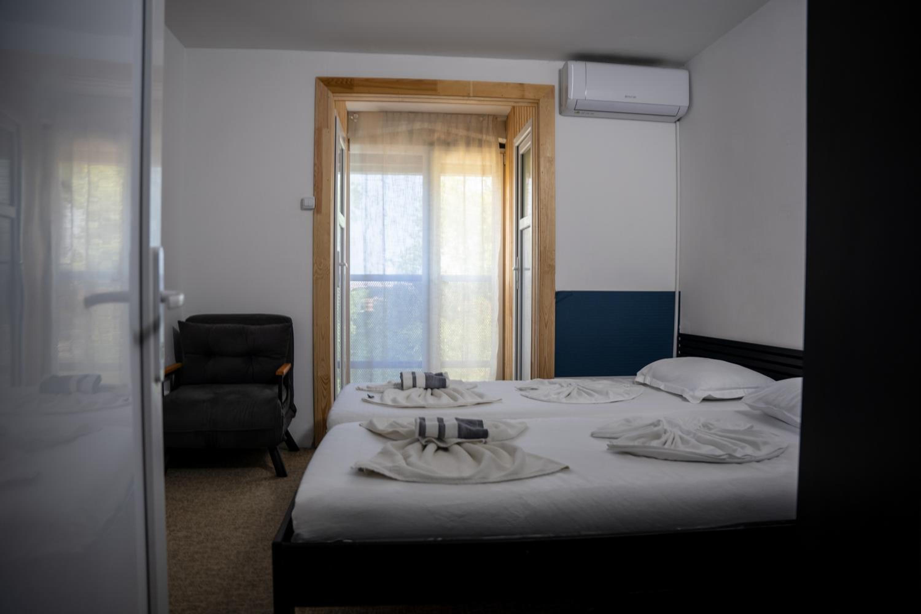 Standard Twin Room photo 1