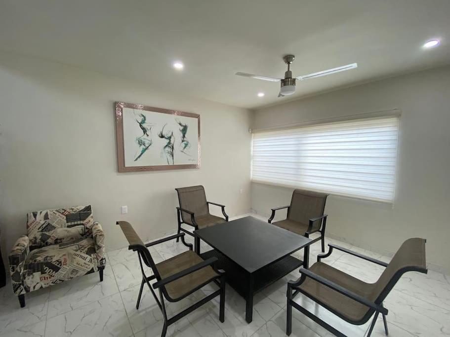 Villa photo 3