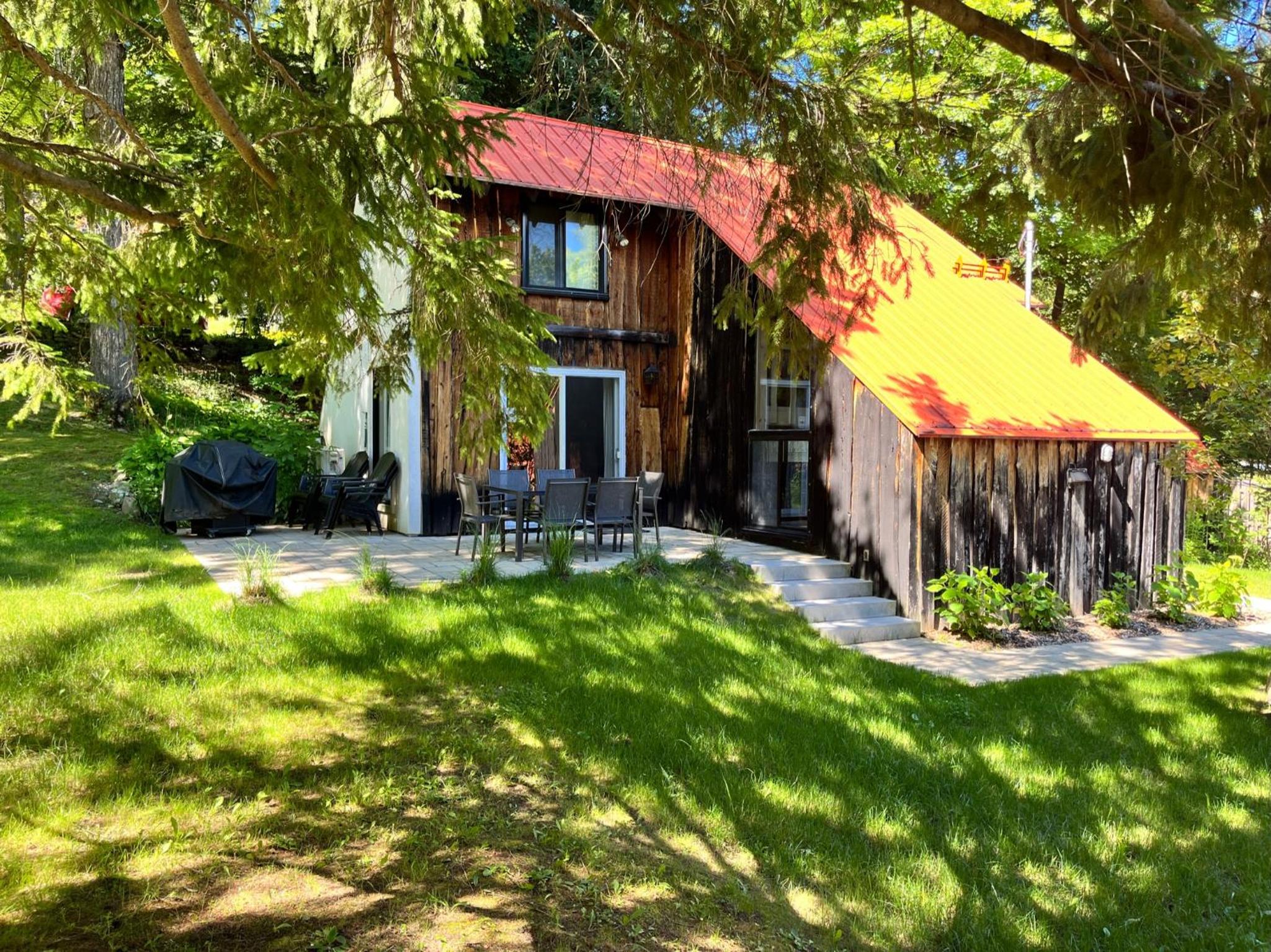 Three-Bedroom Chalet photo 3