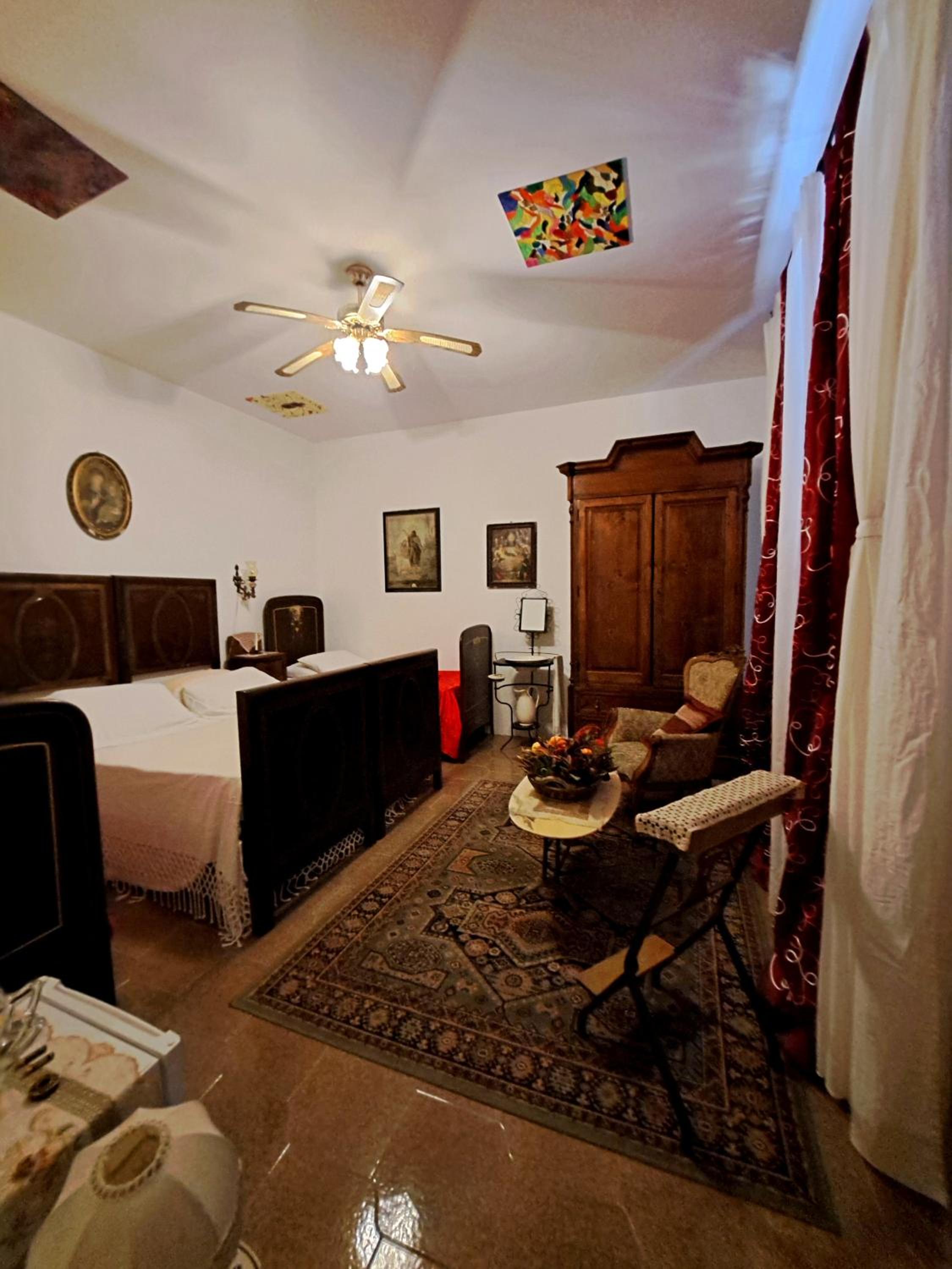 Quadruple Room with Private External Bathroom