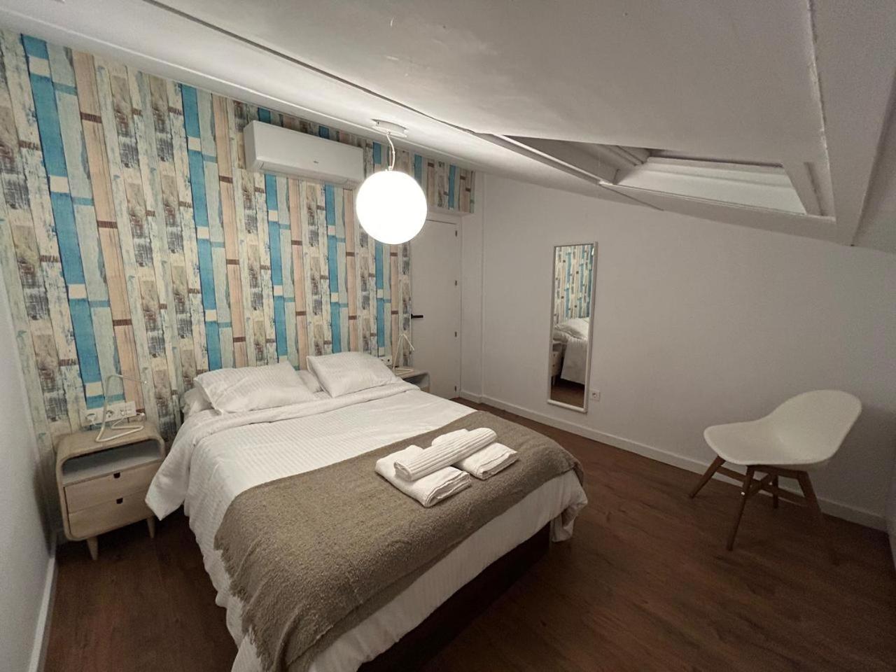 Habitación Doble Estándar con Baño Compartido