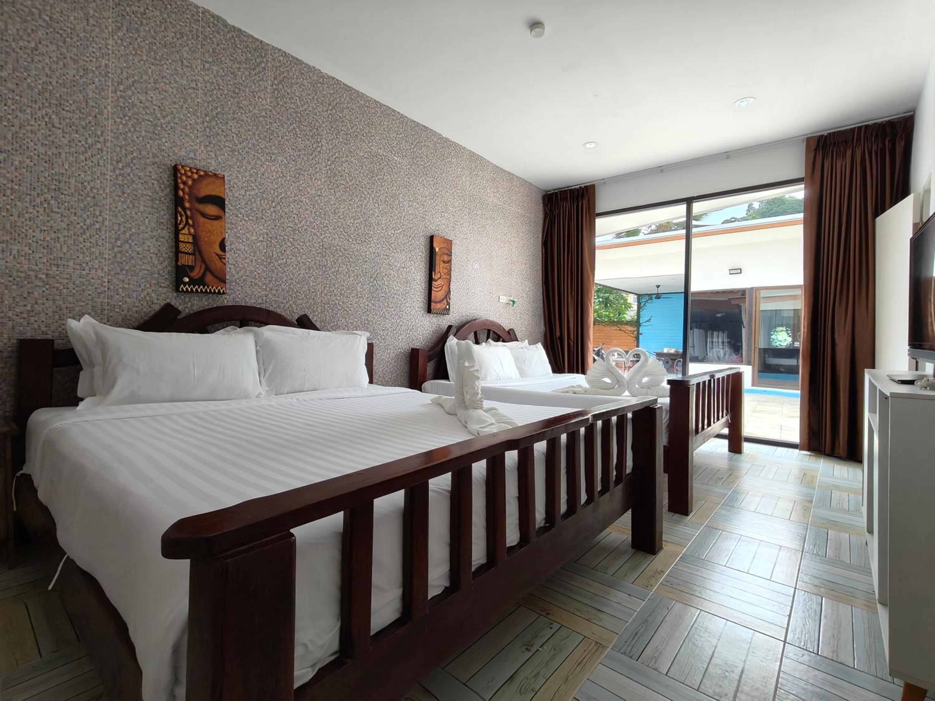 Comfort Quadruple Room - Photo 1