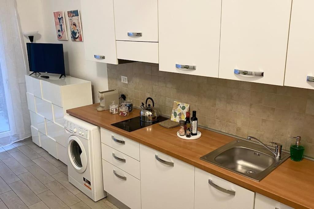 Studio Apartment photo 2