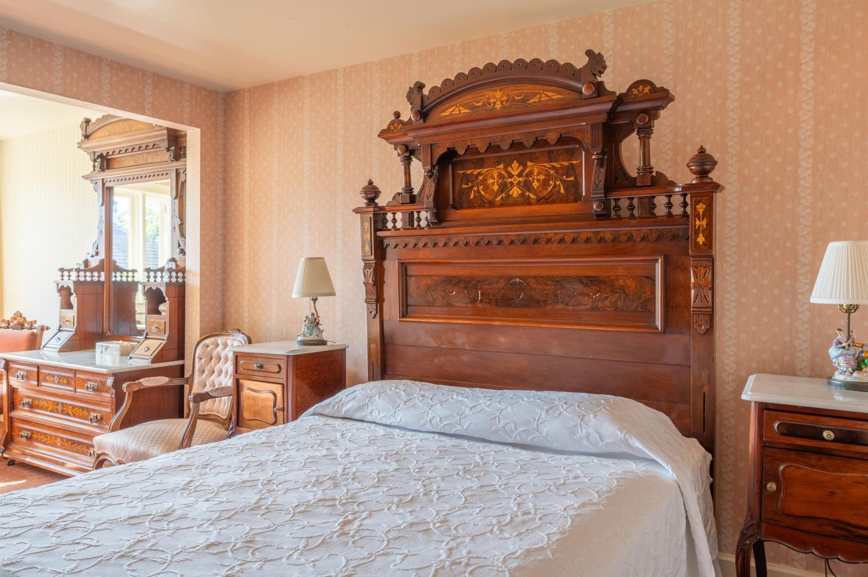 Deluxe Queen Room photo 2