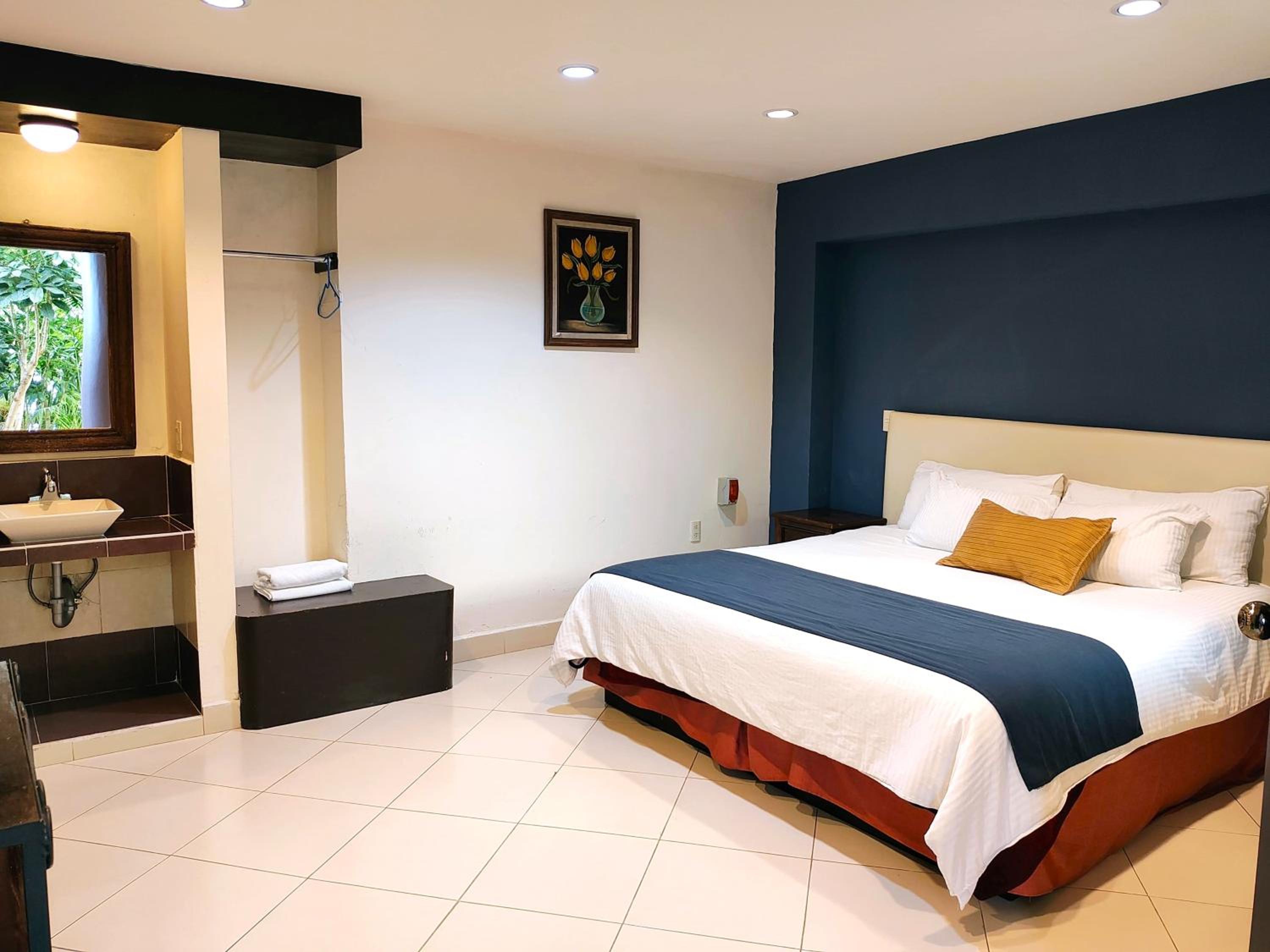 Superior King Room