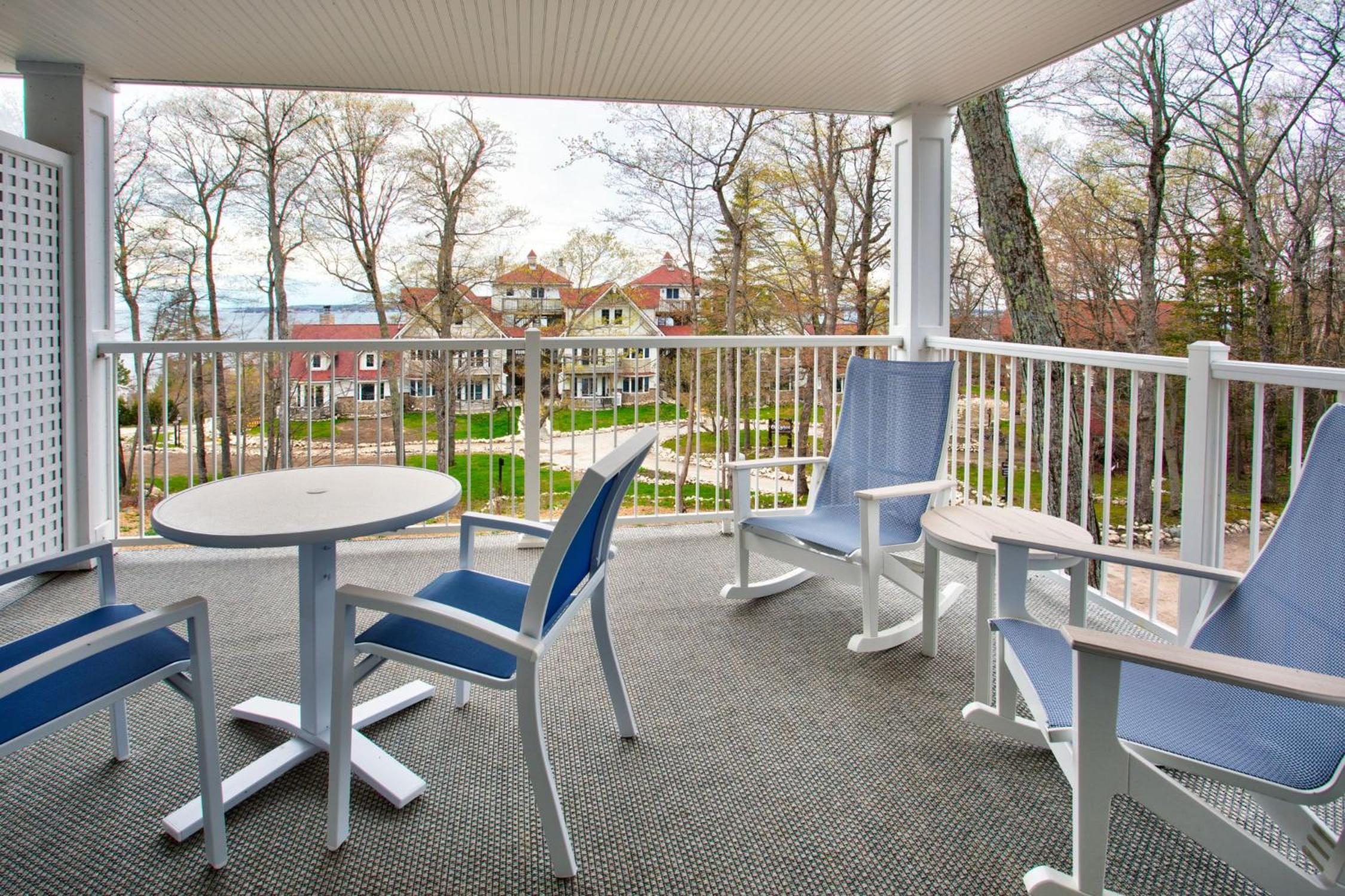 King Room with Garden View - Photo 6