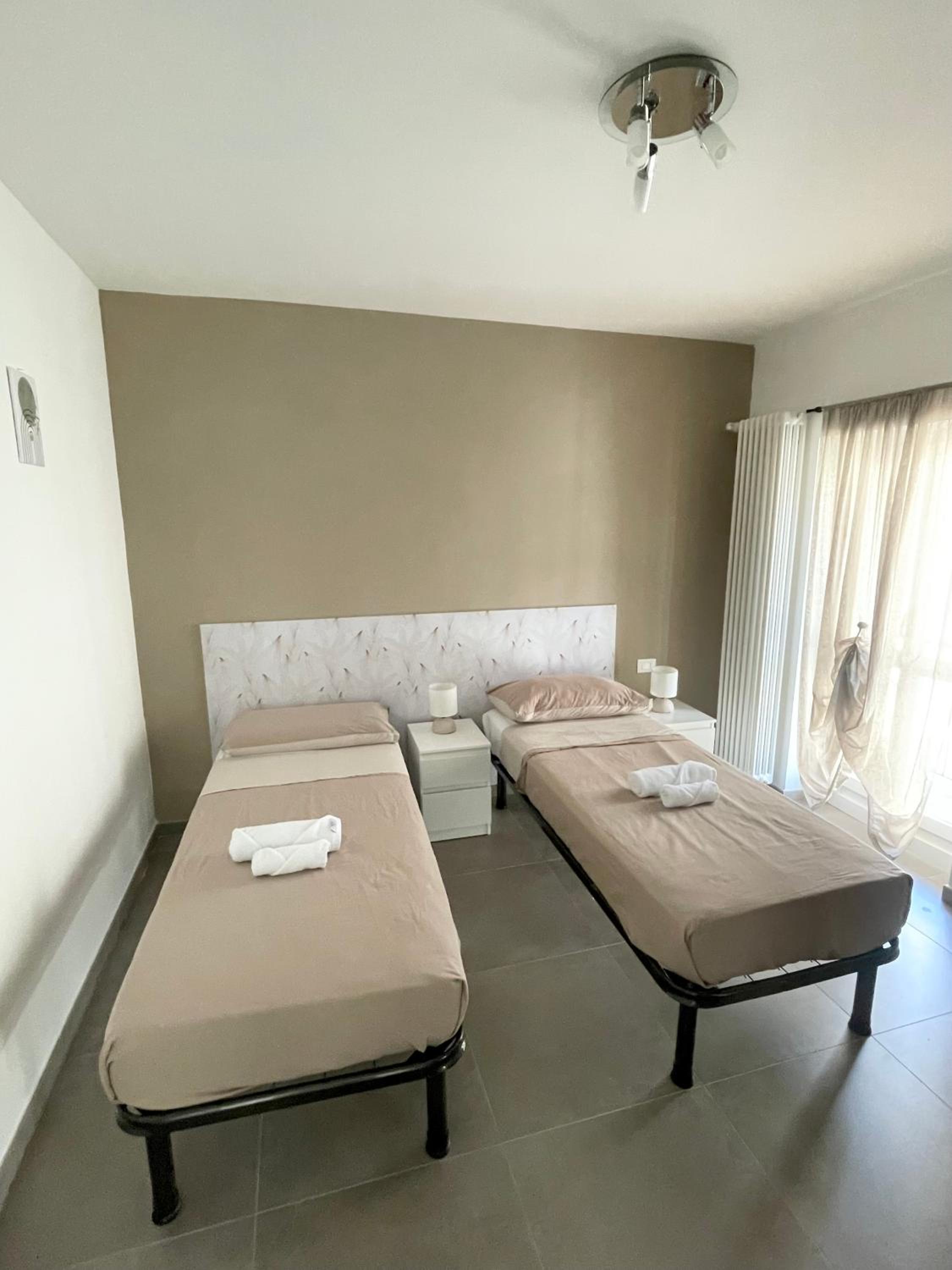 Two-Bedroom House photo 2