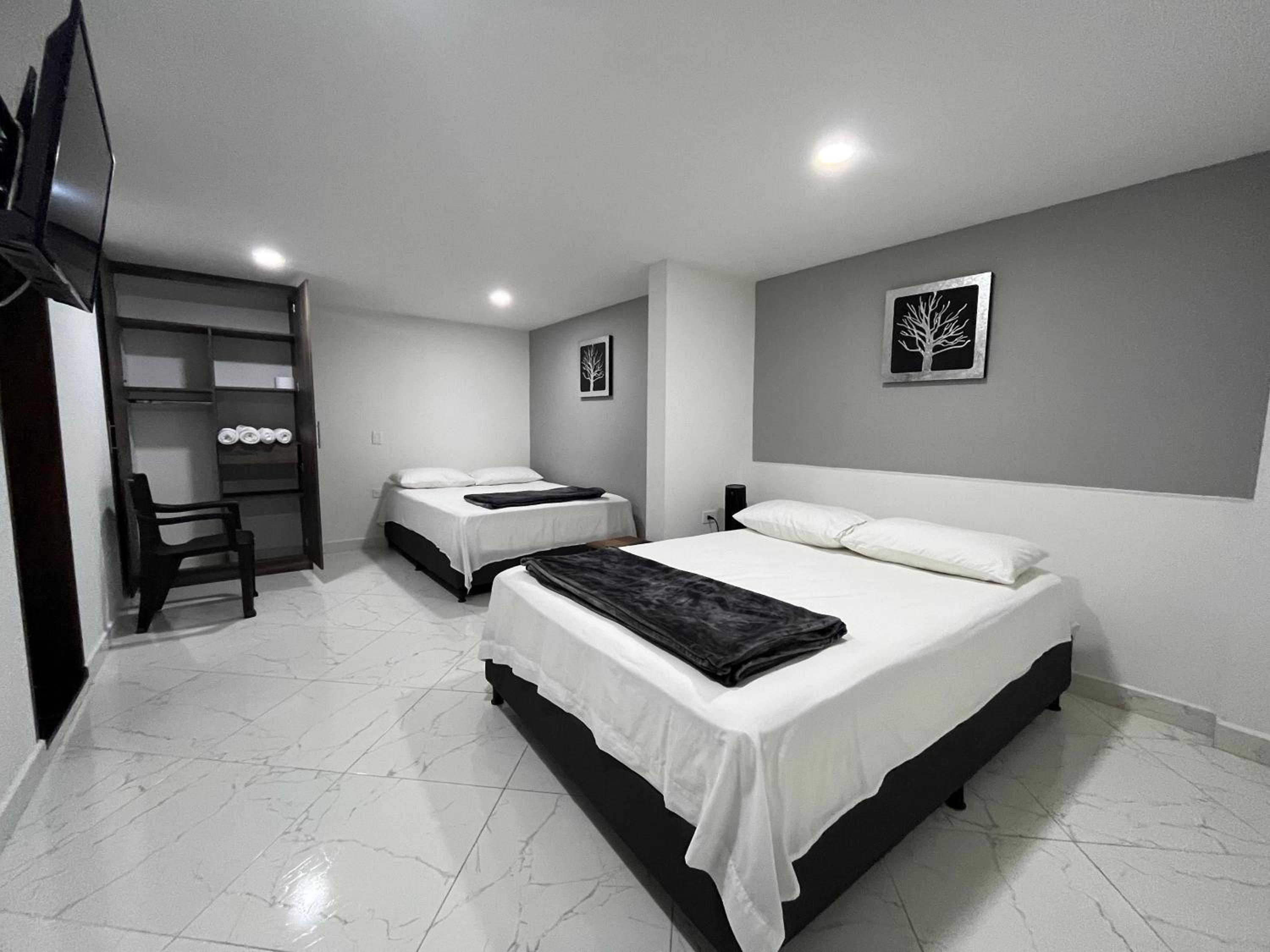 Quadruple Room with Bathroom photo 1