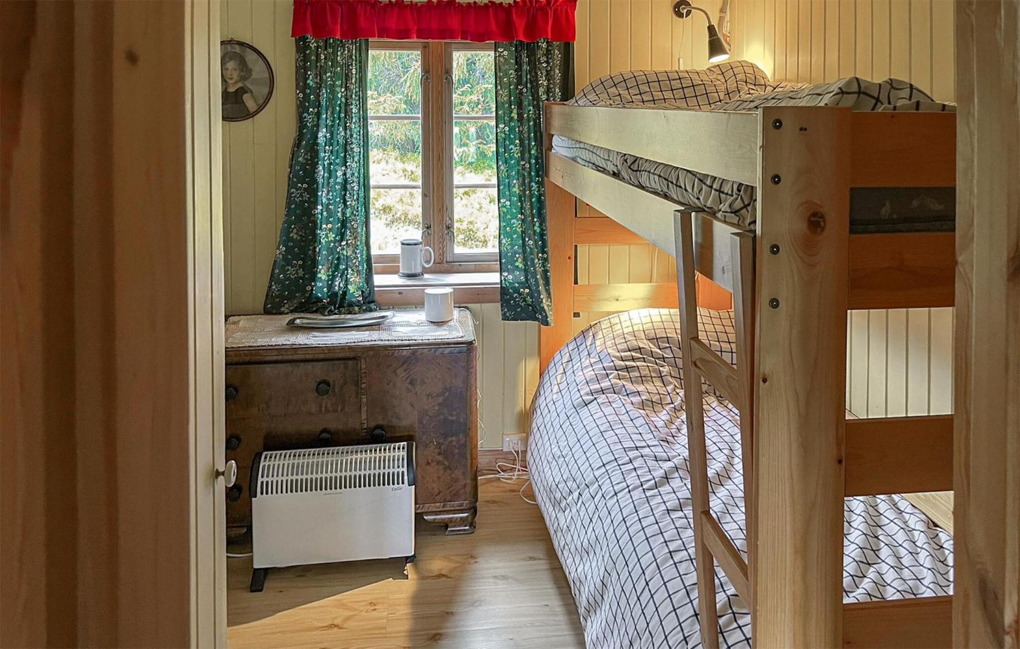 Three-Bedroom Vacation Home  photo 2