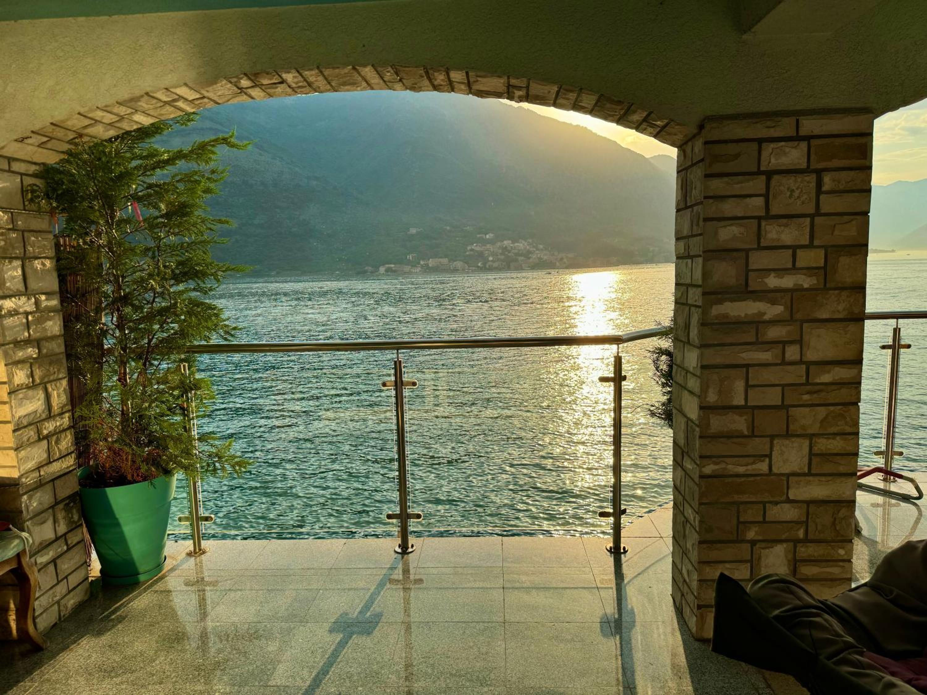 Studio Apartment with Sea View photo 2