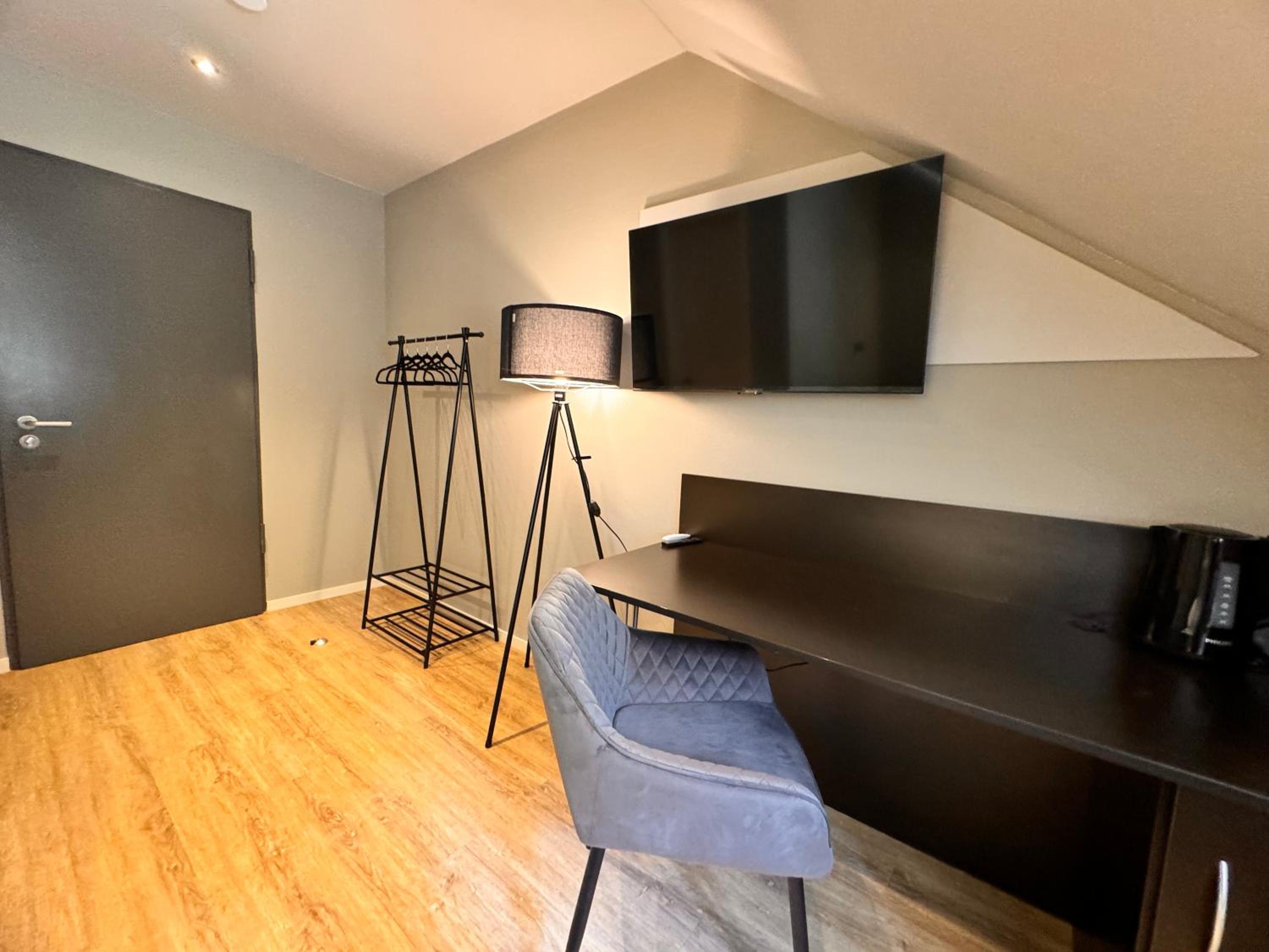 Single Room photo 3