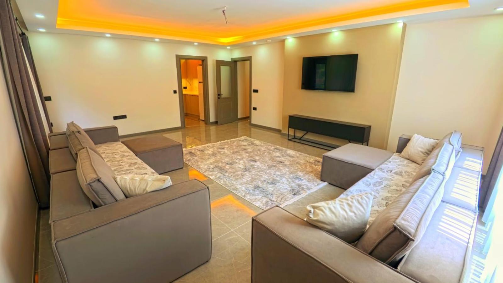 Family Two-Bedroom Apartment with View photo 1