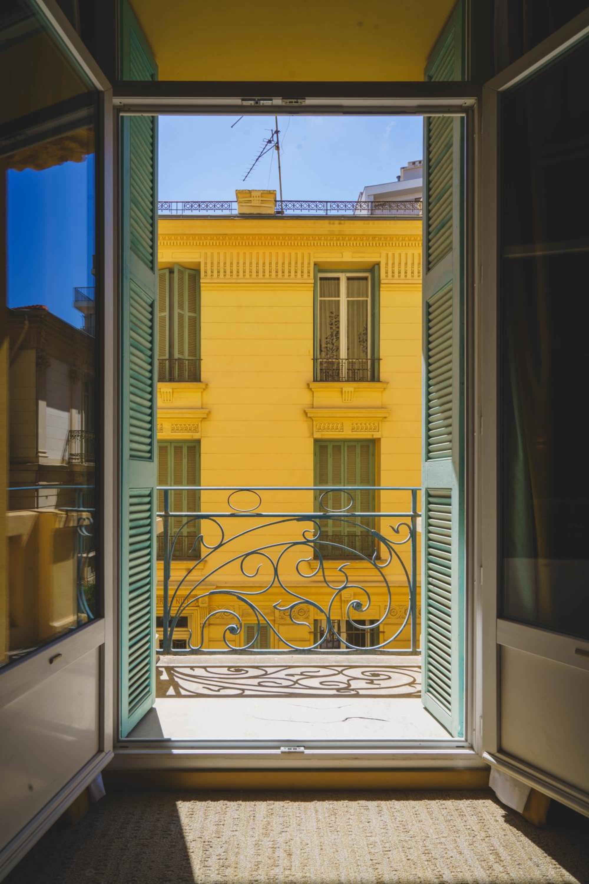 Standard Double Room with Bath Shower and Balcony