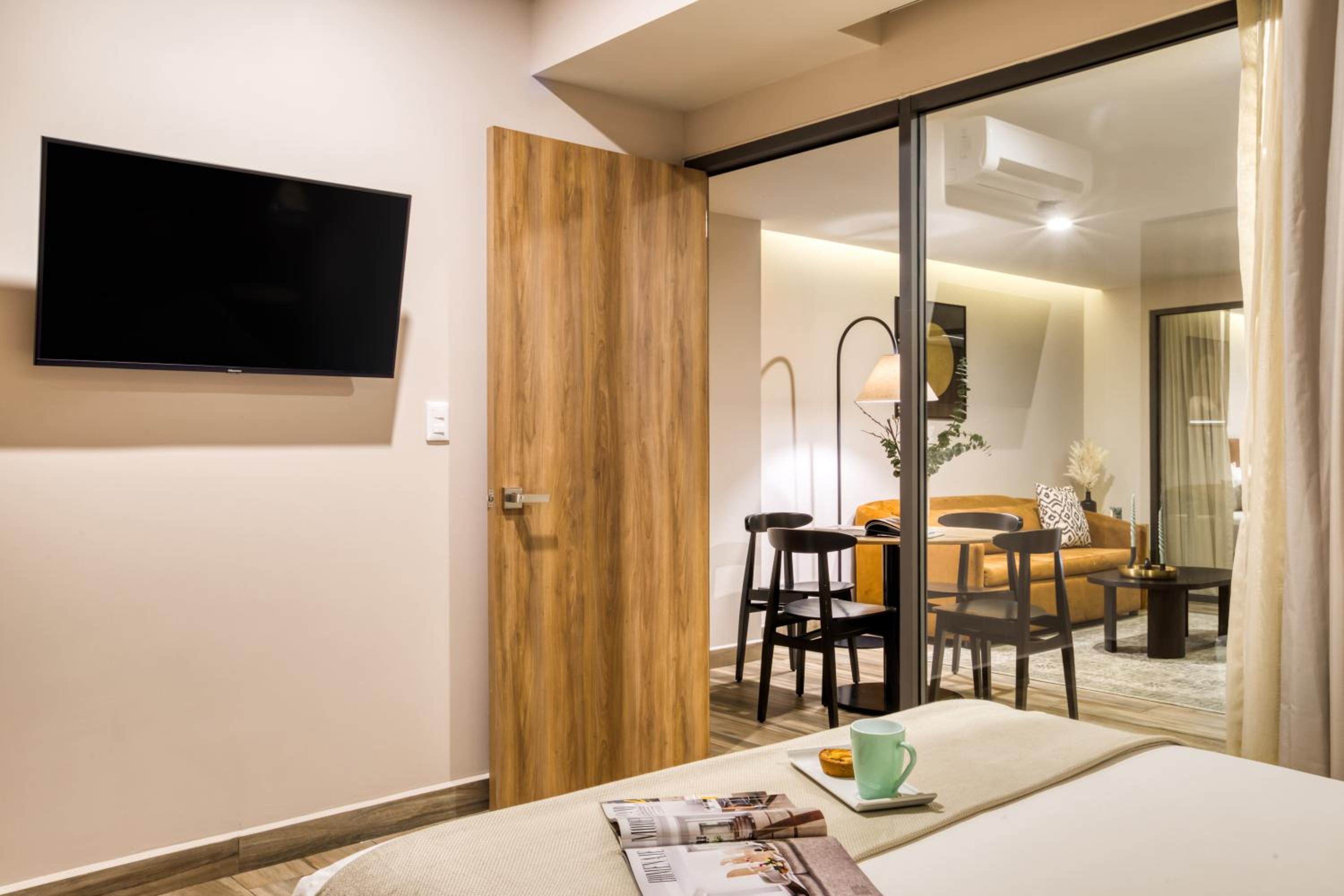 Two-Bedroom Apartment with Balcony - Photo 6