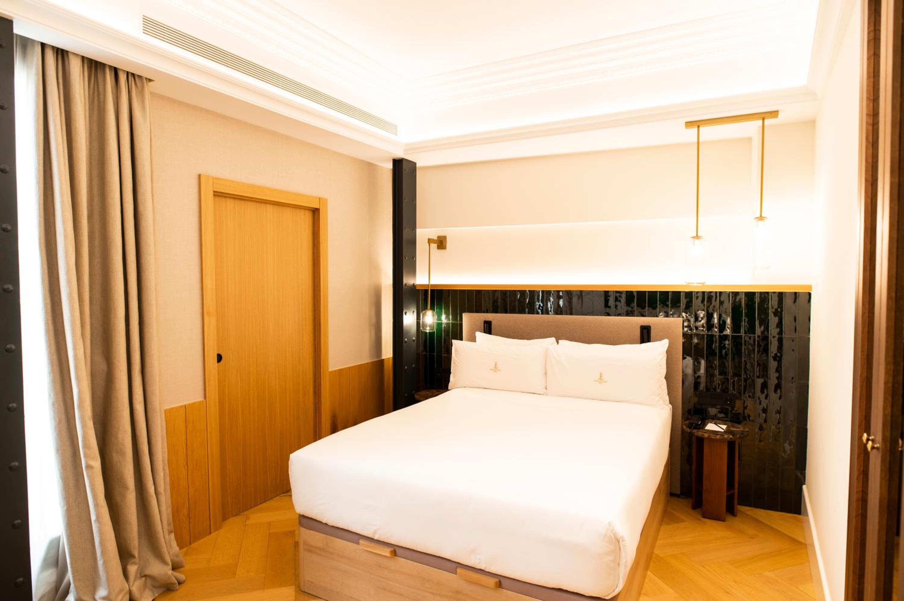 Basic Economic Double Room - Photo 3