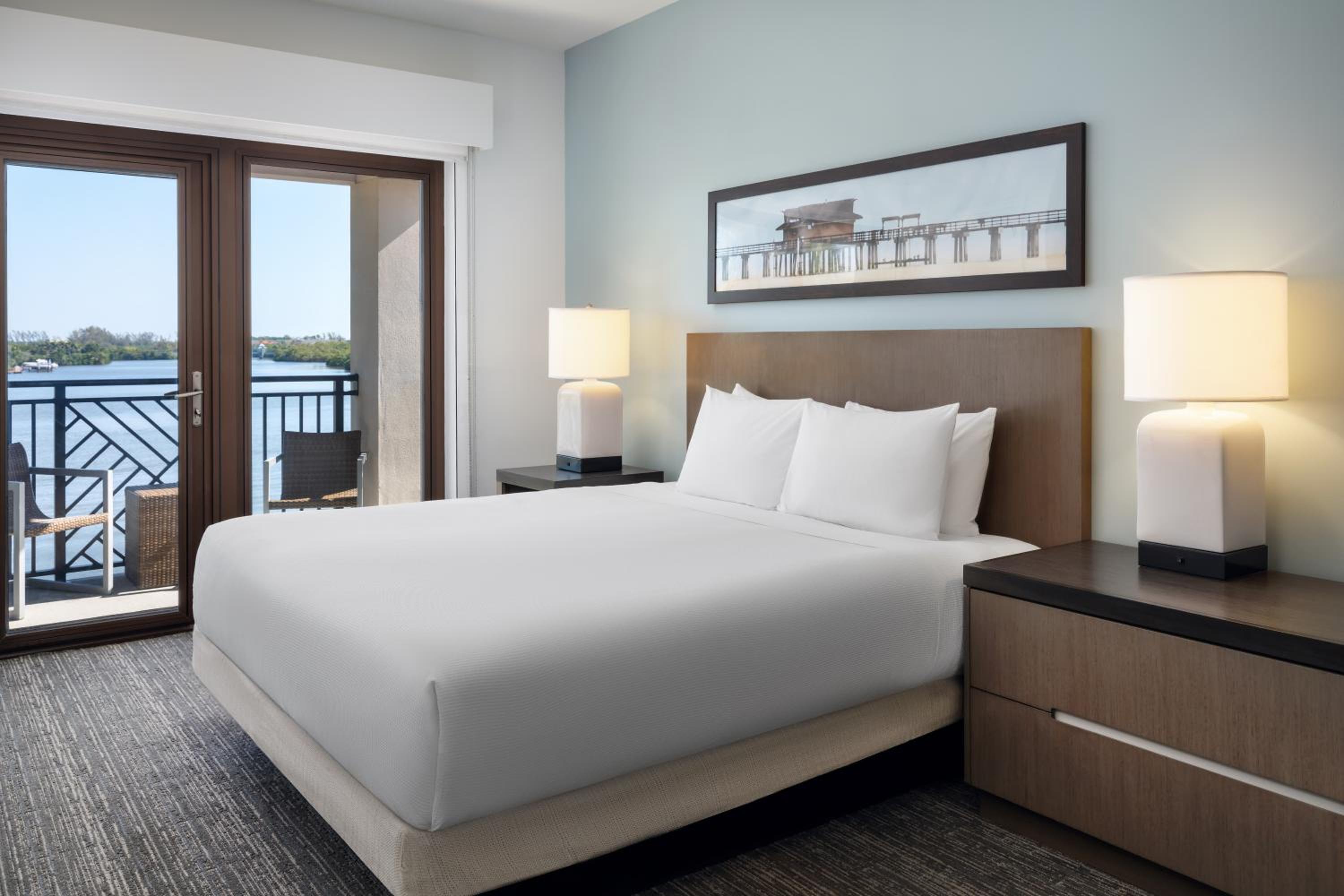 One-Bedroom King Suite with Kitchen and View