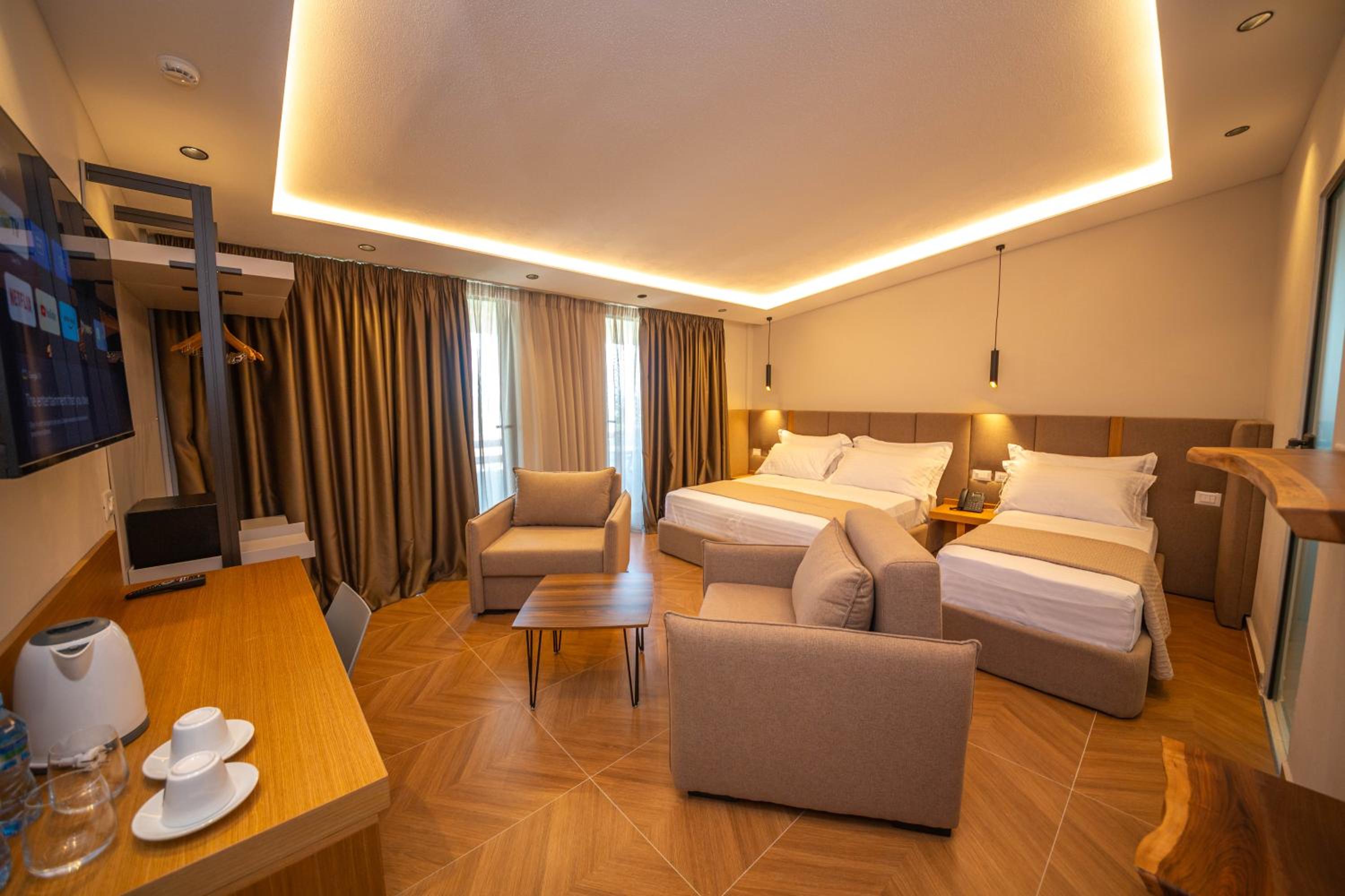 Triple Room with Balcony