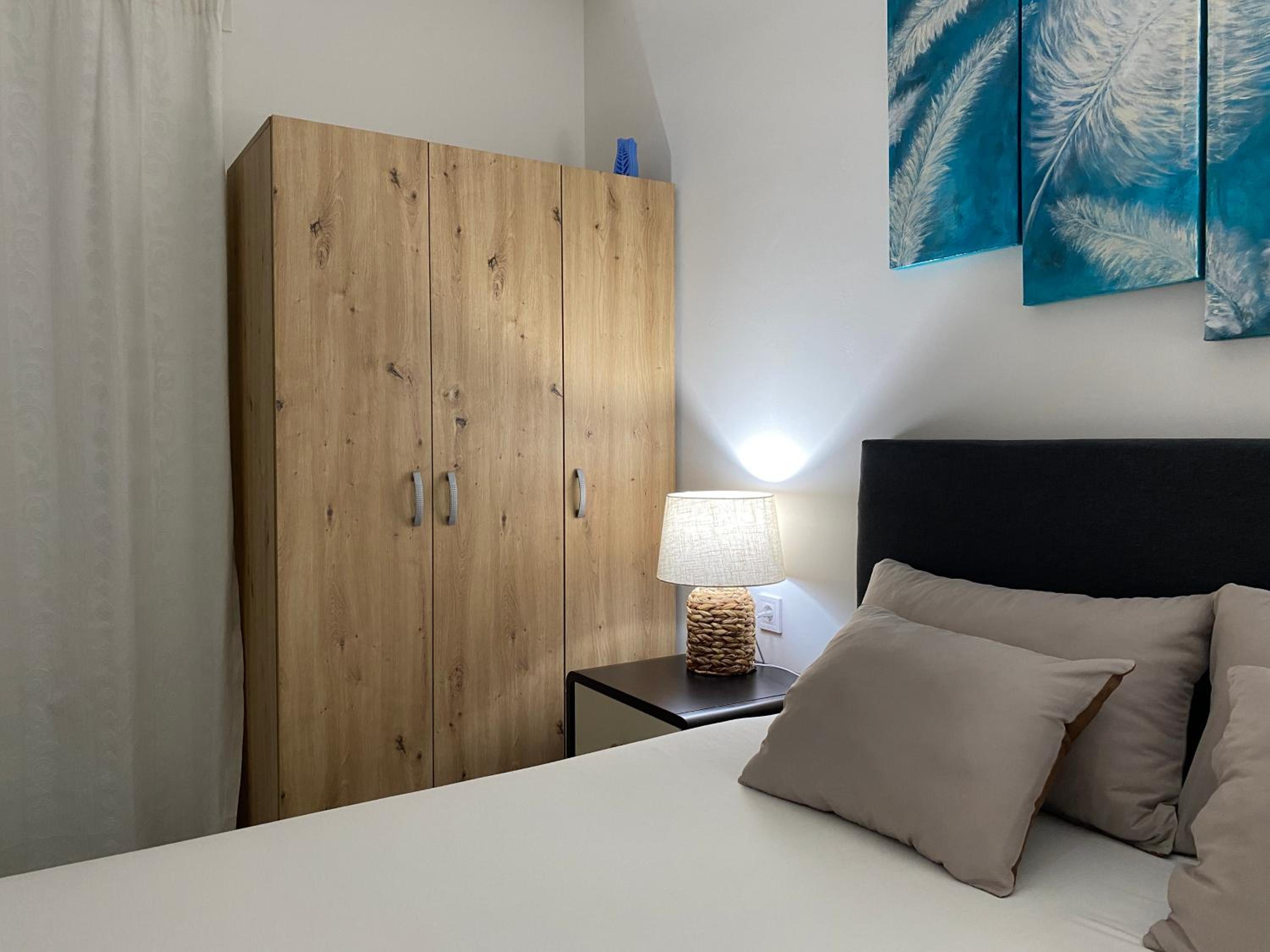 Studio With Sofa Bed photo 2