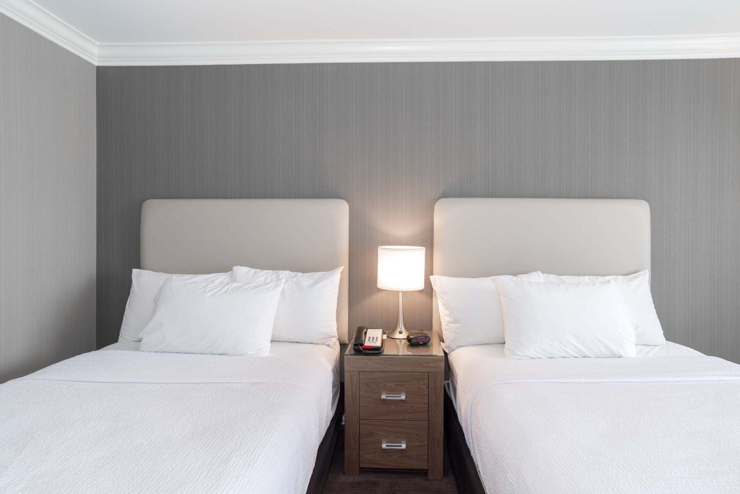 Standard Room, 2 Double Beds - Photo 3