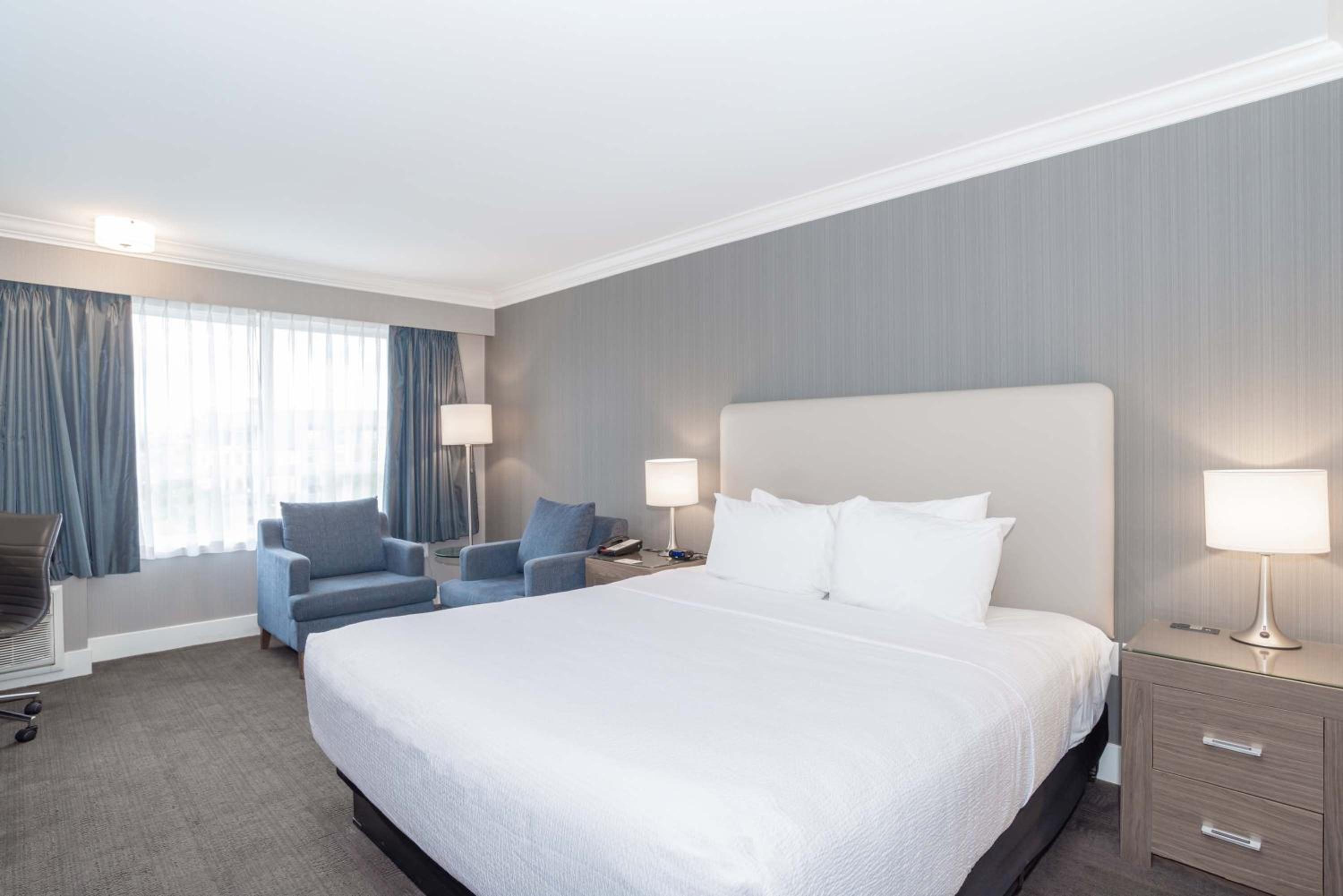 Standard Room, 1 King Bed - Photo 1