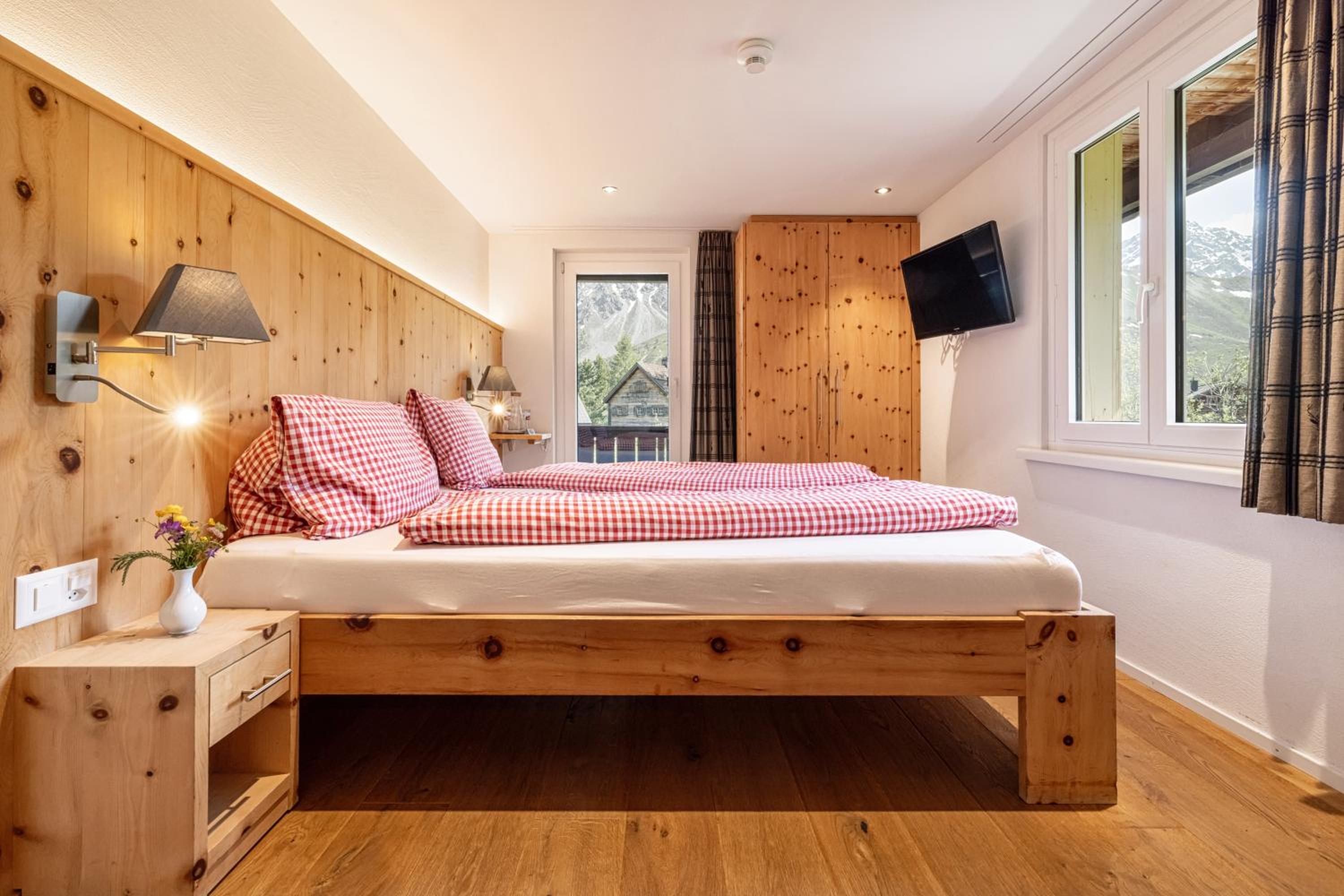 Small Double Room - Photo 6