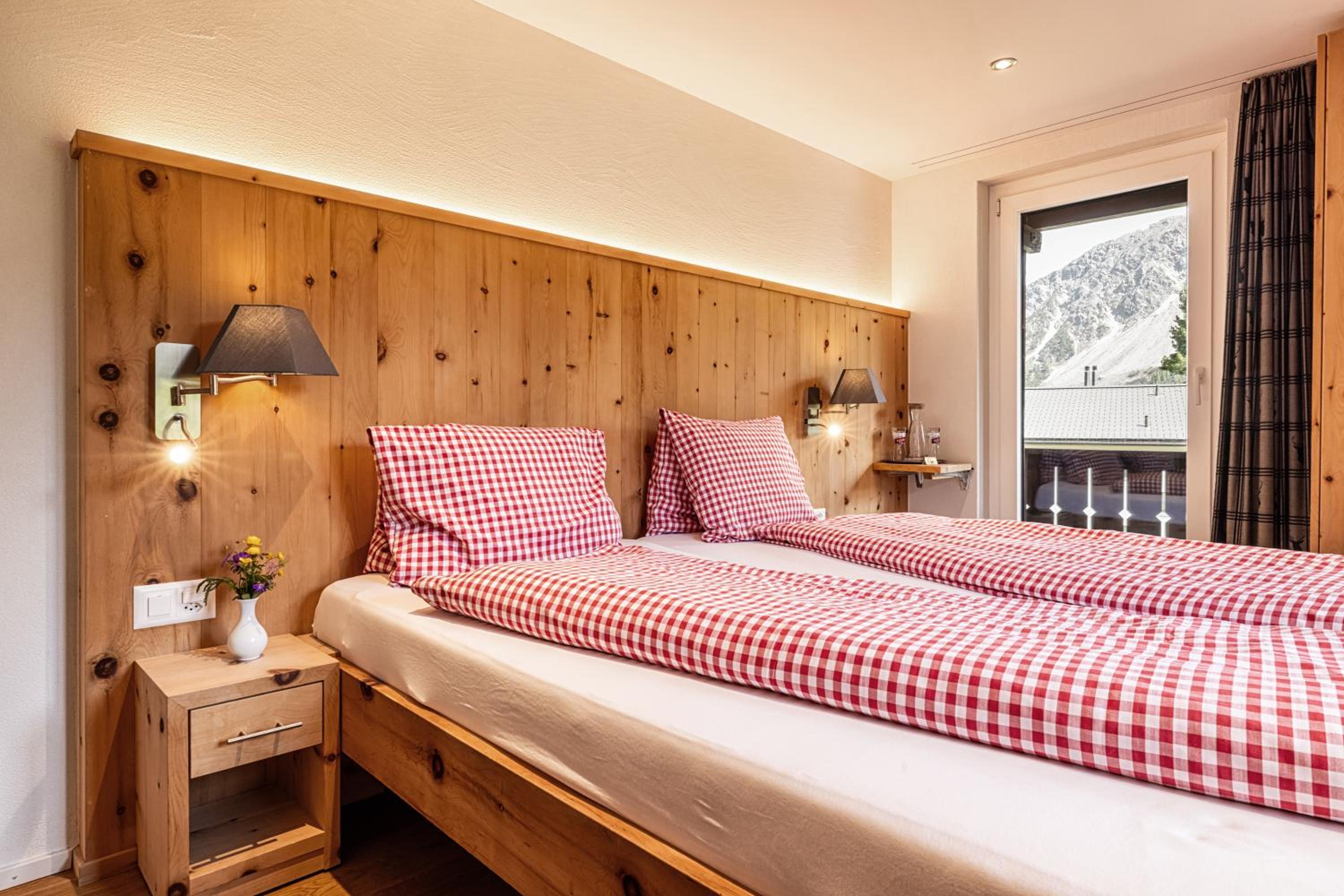 Small Double Room - Photo 1
