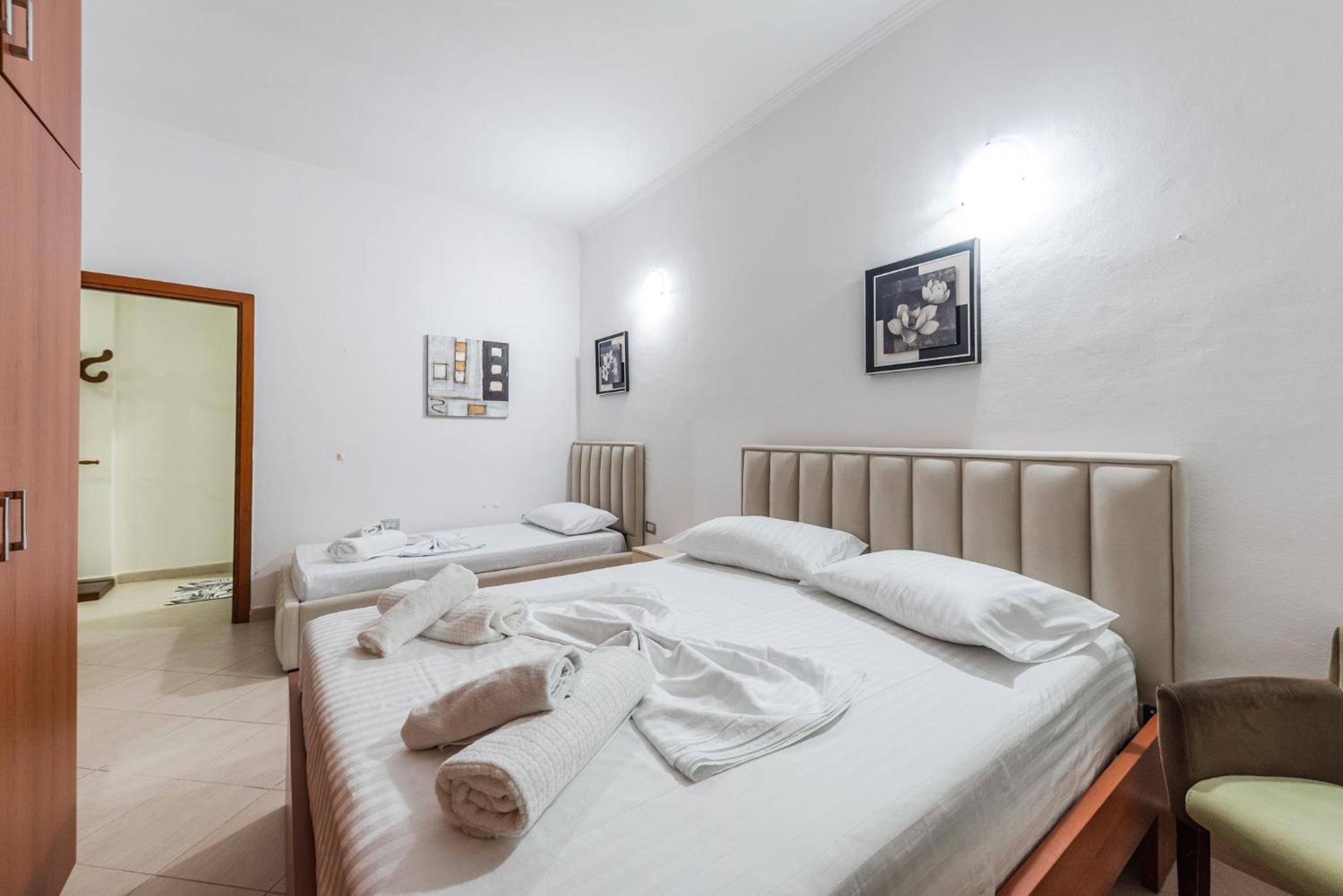 Two-Bedroom Apartment with Sea View photo 2