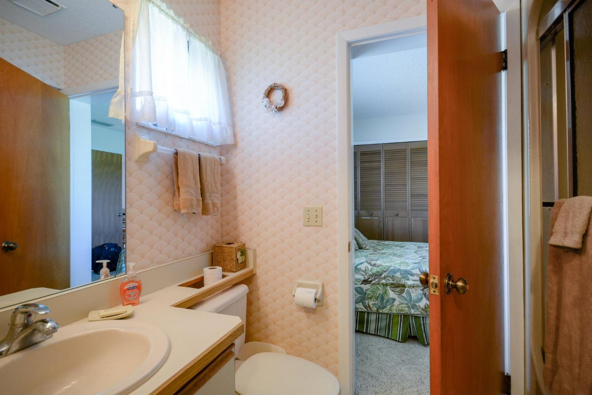 Three-Bedroom Apartment photo 2