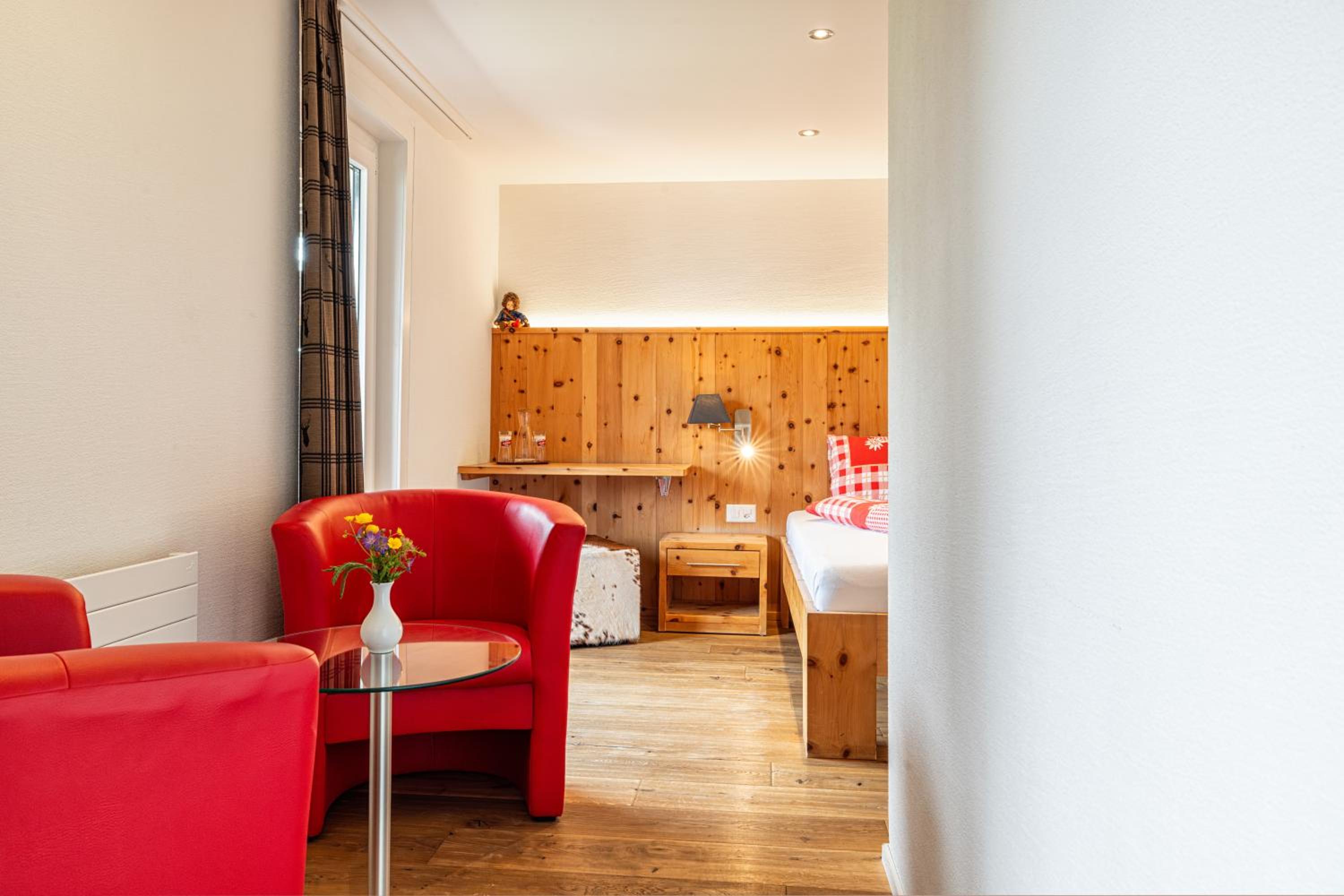 Double Room with Mountain View - Photo 6
