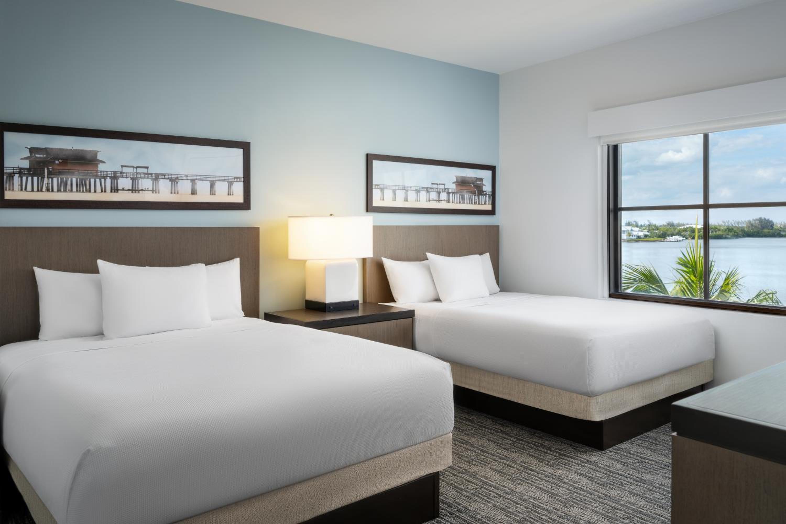 Corner Suite with Two Queen Beds and Kitchen