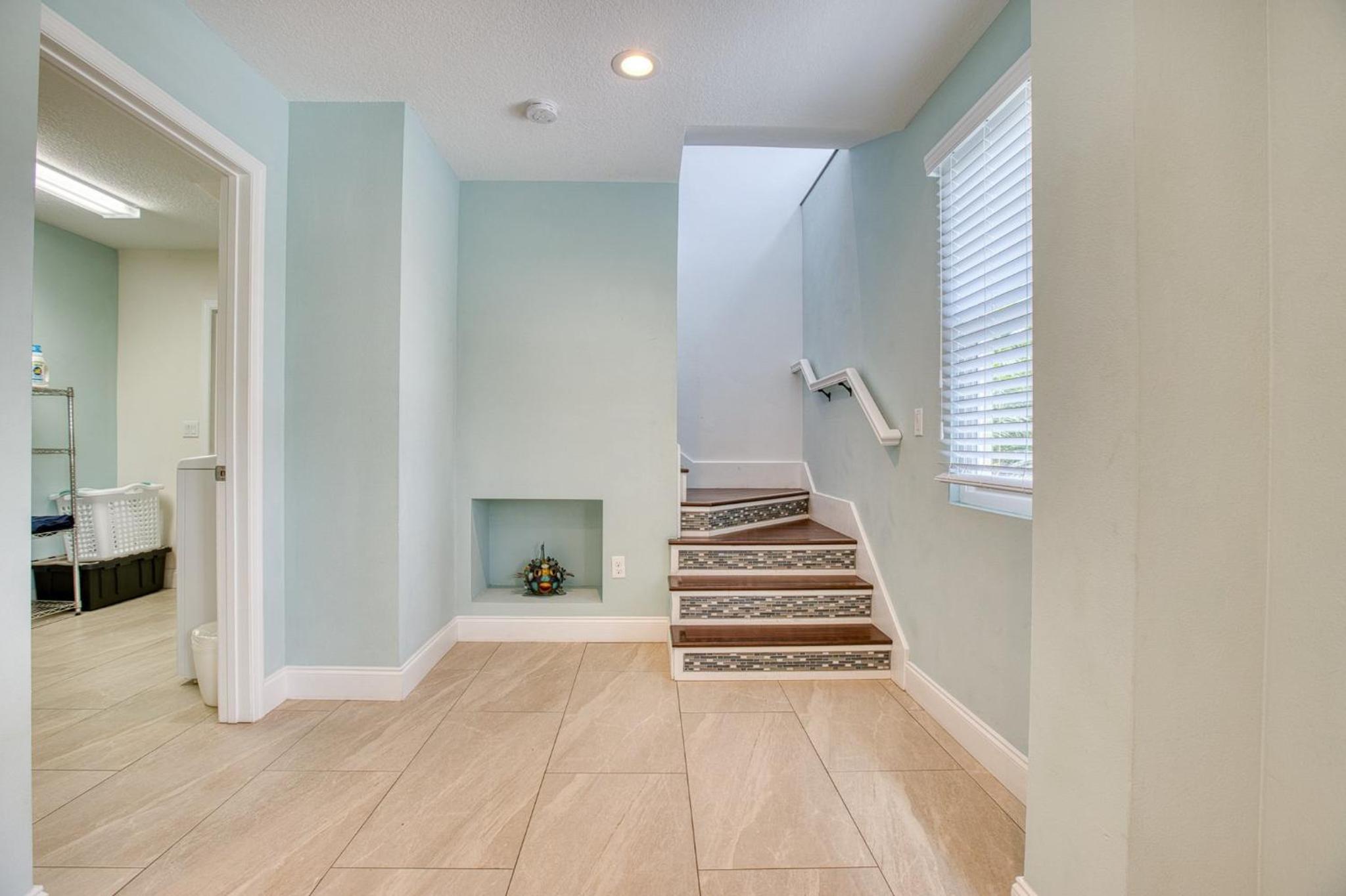 Four-Bedroom House photo 2