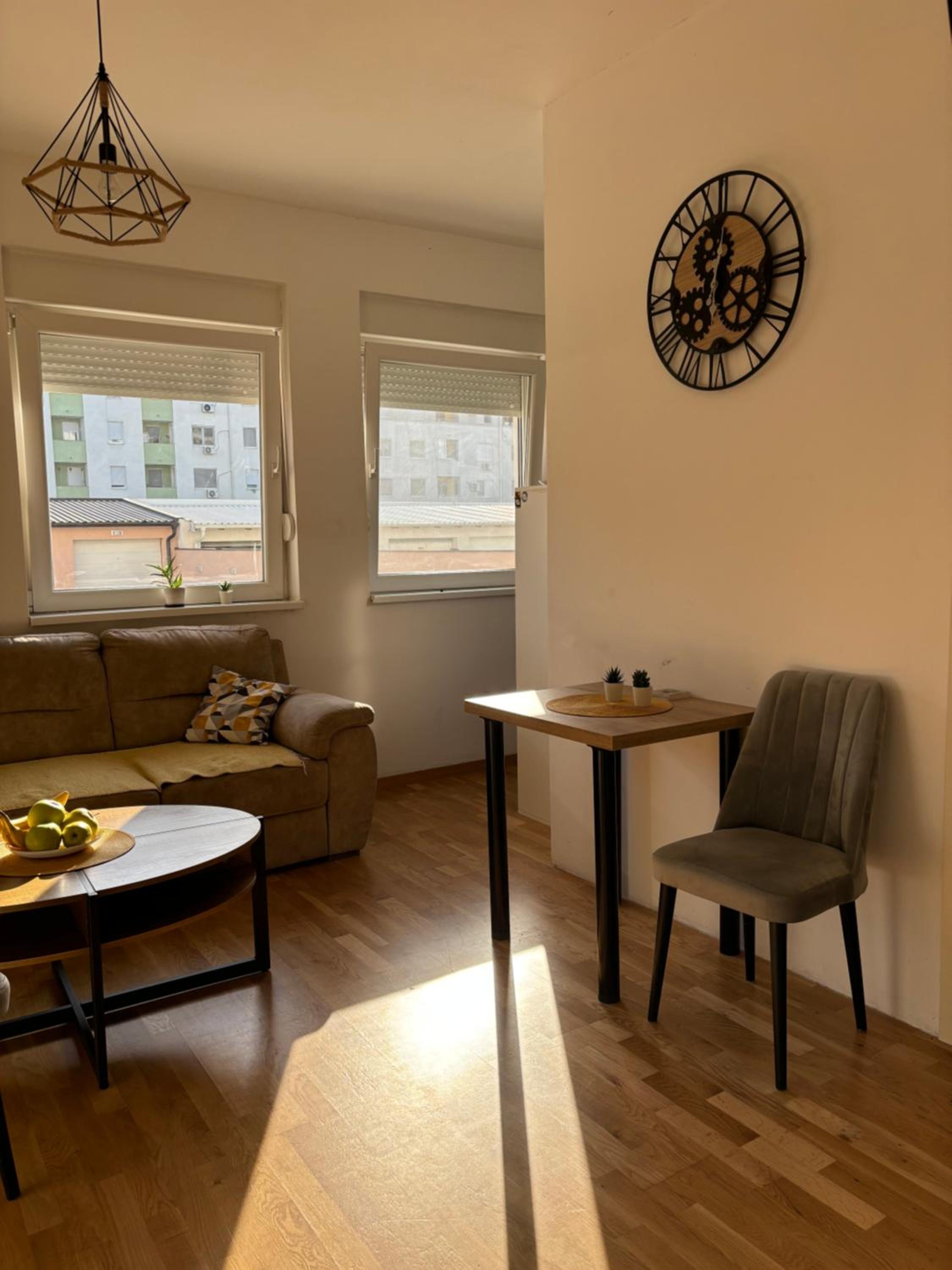 One-Bedroom Apartment photo 3