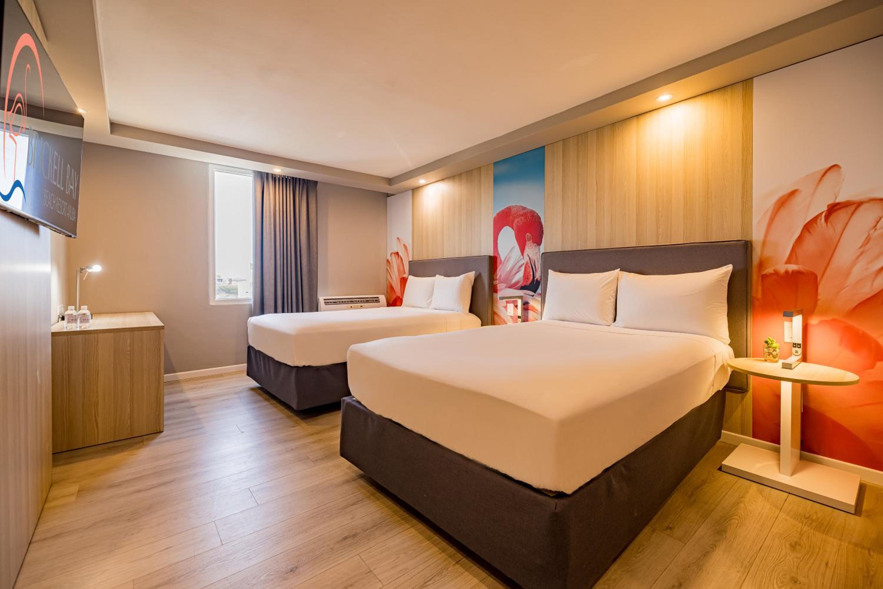 Premier Double Room with Two Double Beds - Photo 1