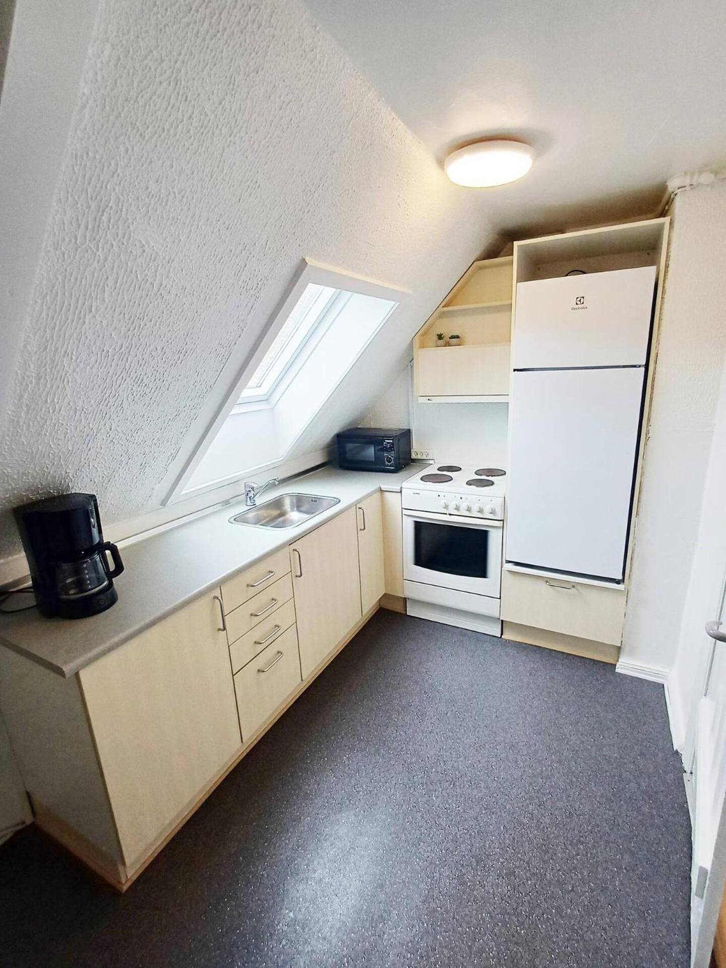 One-Bedroom Apartment photo 3