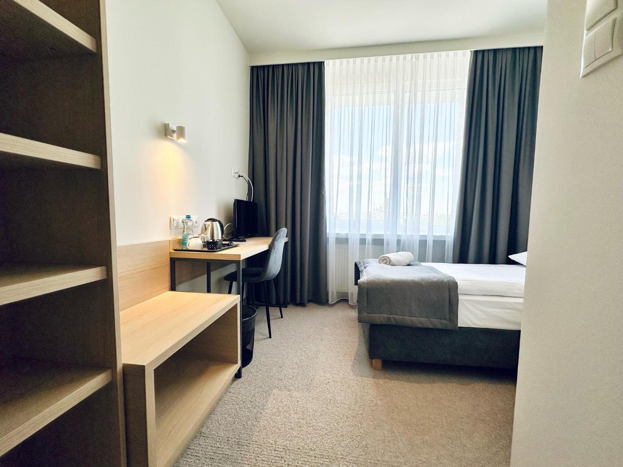 Small Single Room photo 1